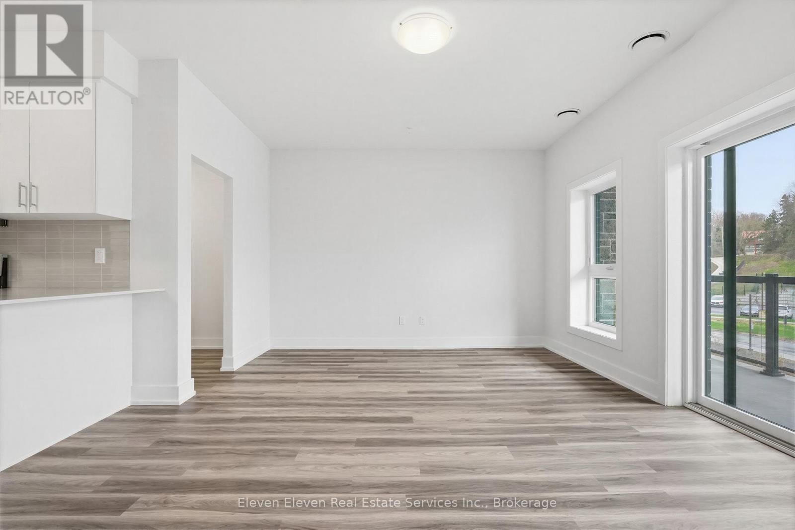 317 - 1100 LACKNER PLACE Image 6