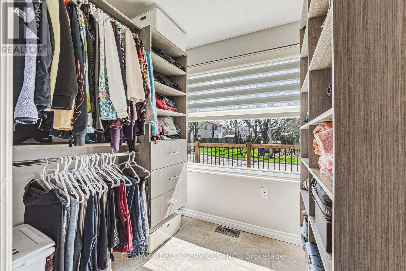 120 DIVISION STREET Image 16