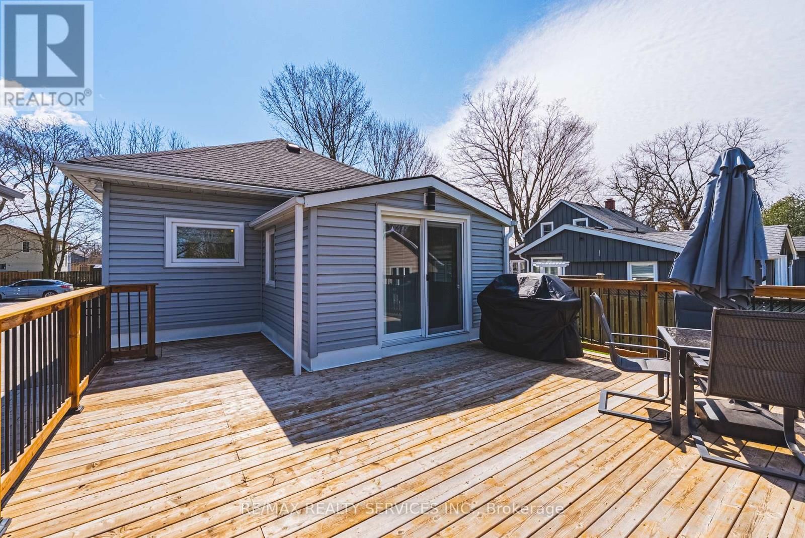 120 DIVISION STREET Image 36