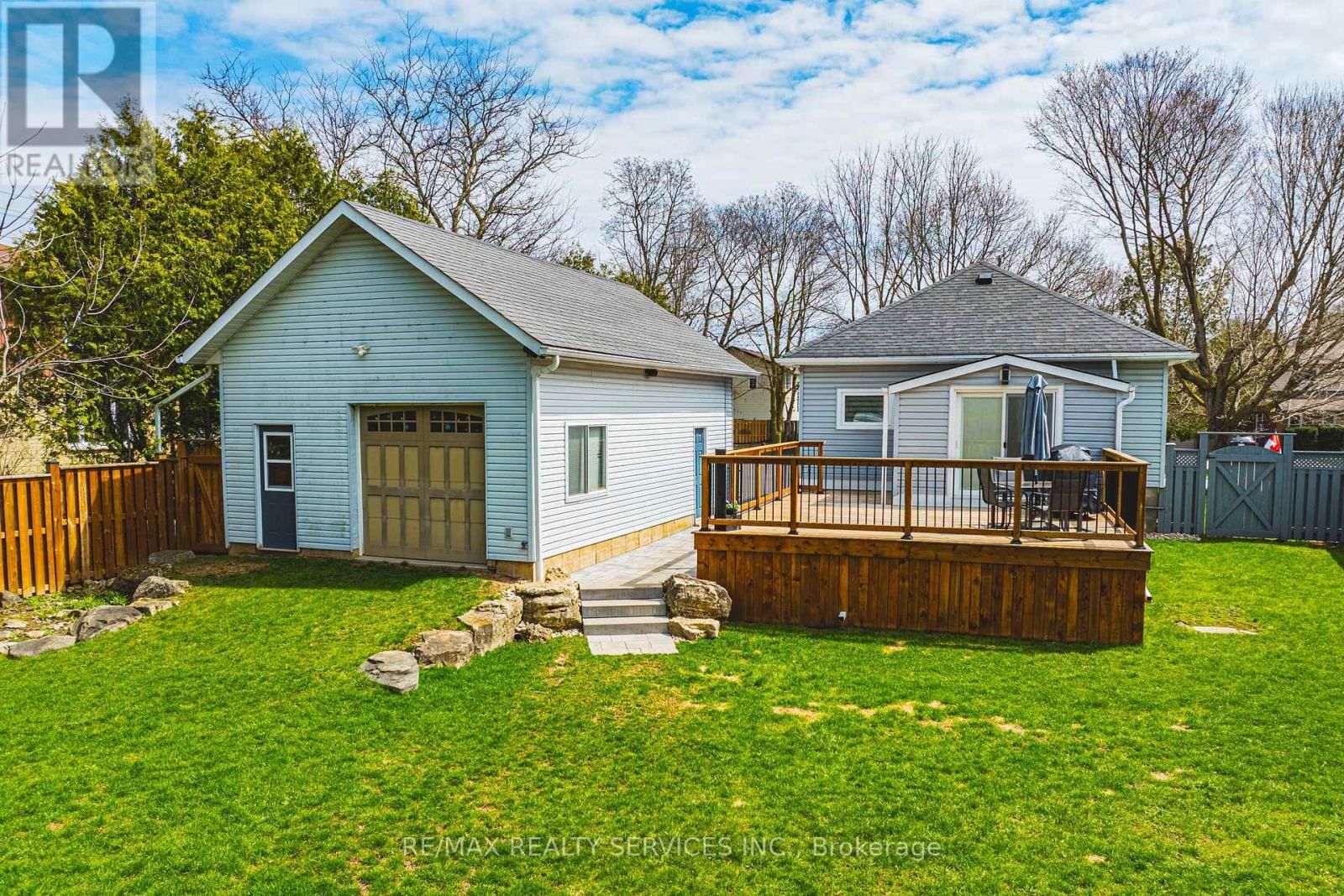 120 DIVISION STREET Image 38