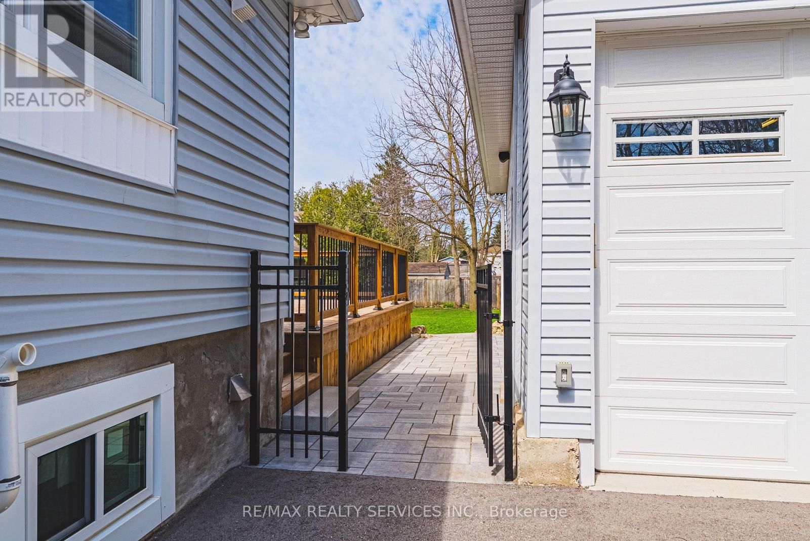 120 DIVISION STREET Image 39