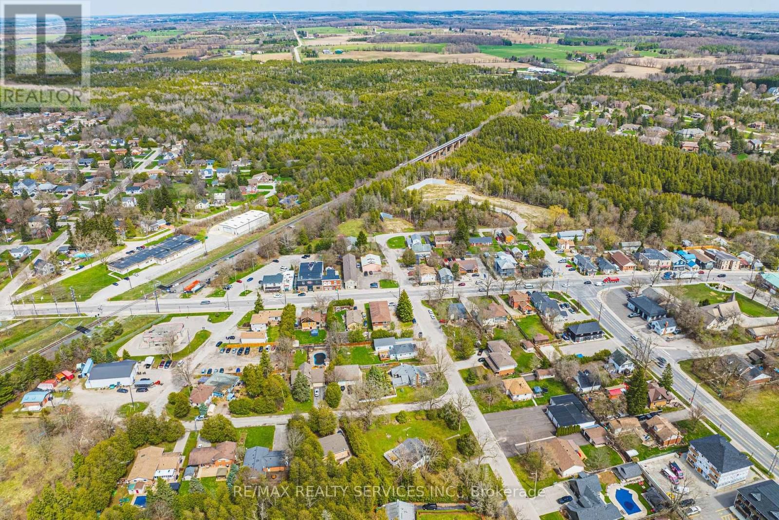 120 DIVISION STREET Image 45