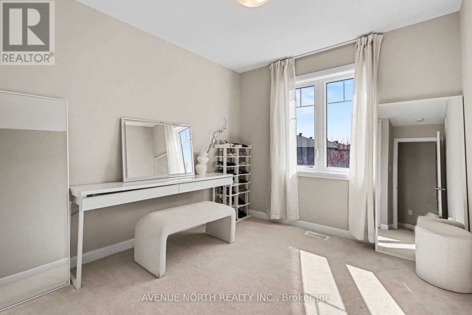 159 BENDING WAY Image 14