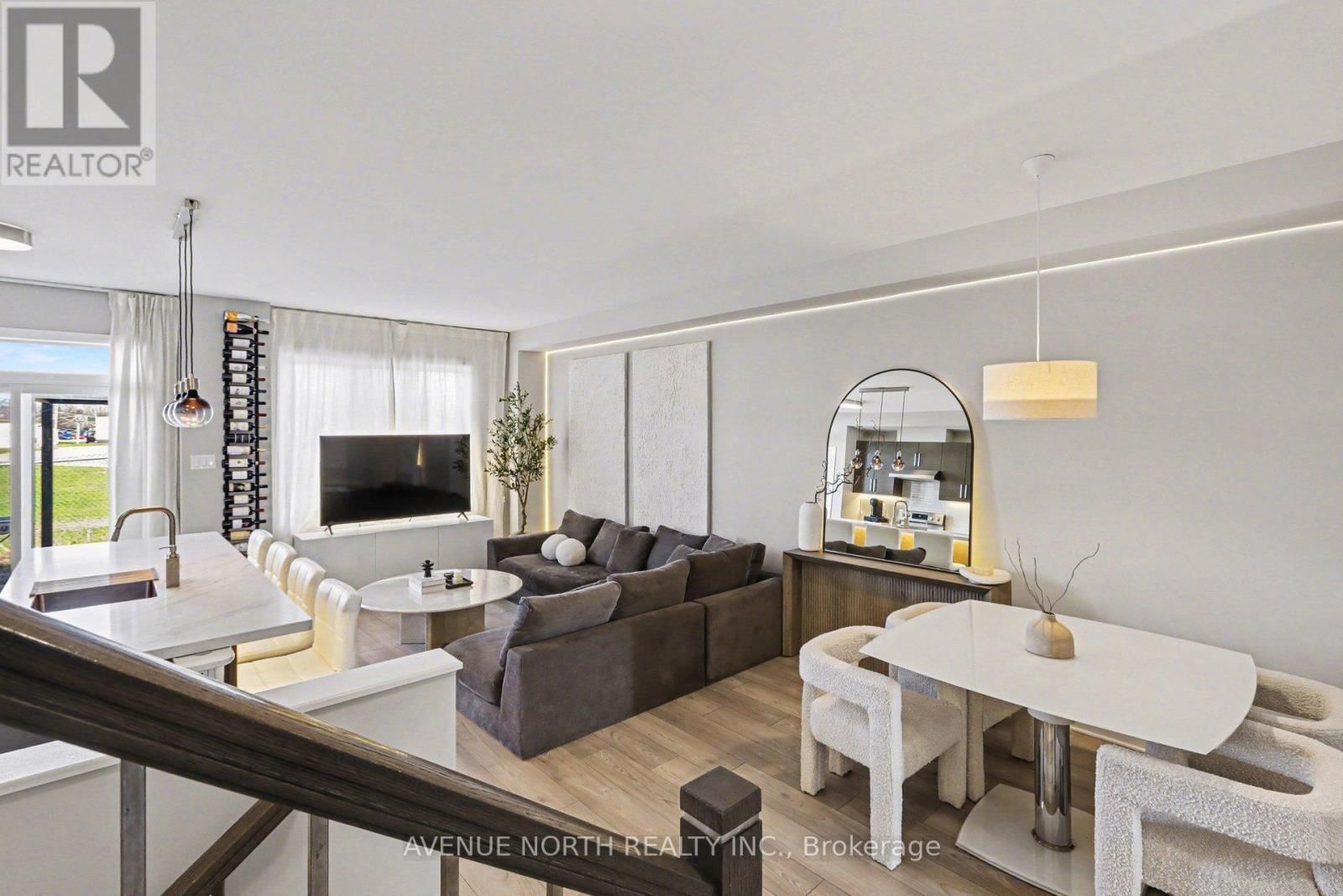 159 BENDING WAY Image 4