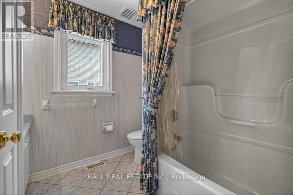 26 ISLAND BAY DRIVE Image 19