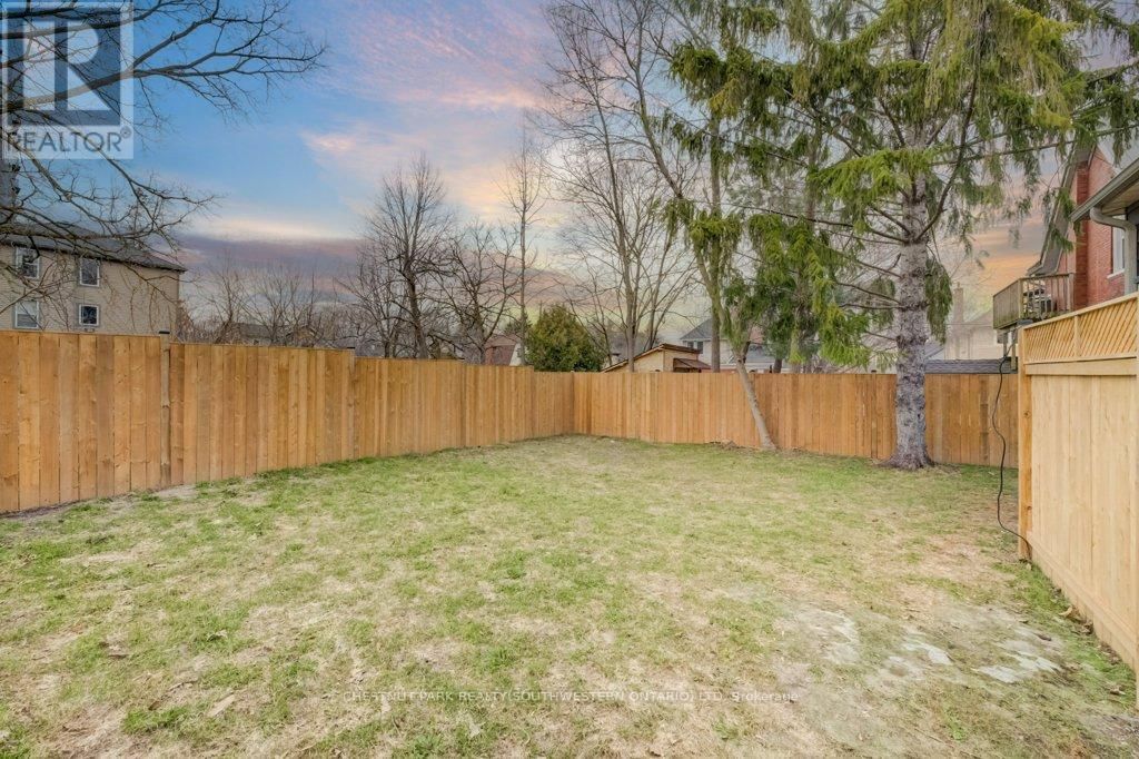 8 SPRING STREET EAST Image 46