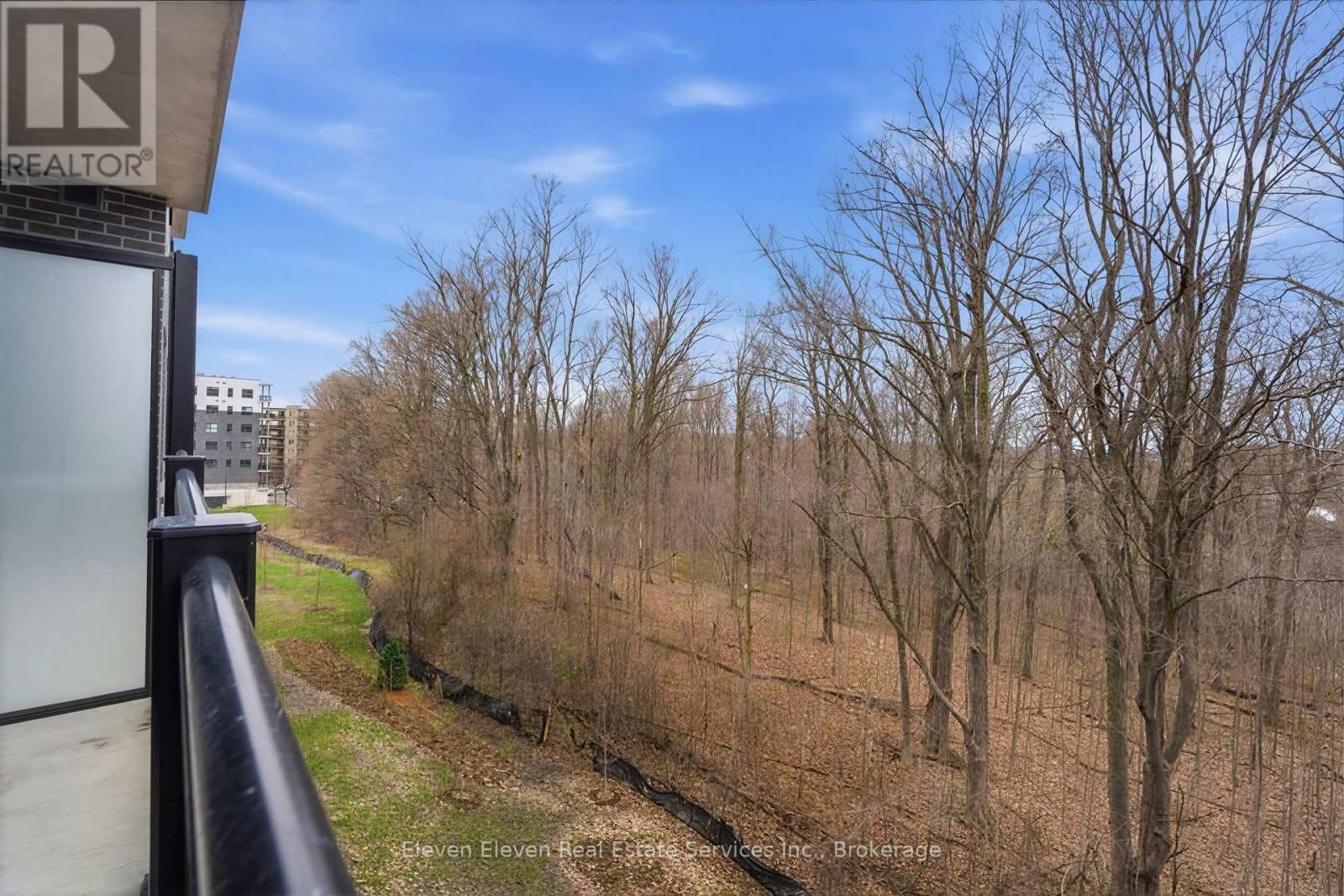 301 - 1100 LACKNER PLACE Image 23