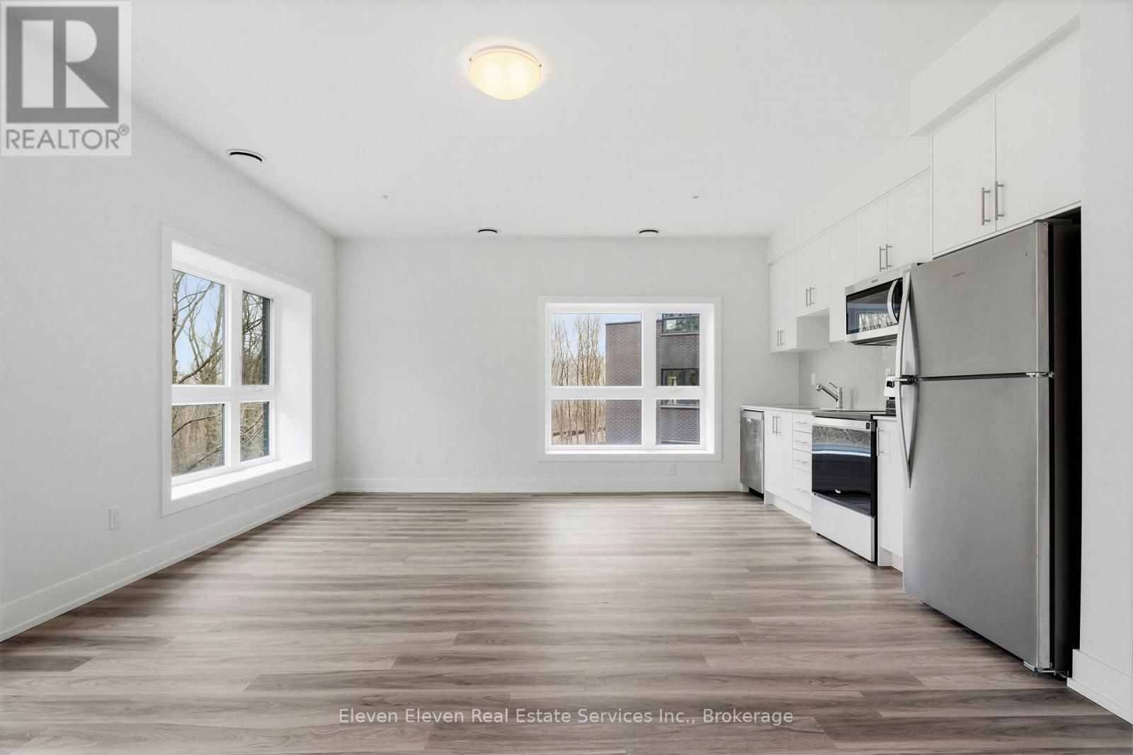 301 - 1100 LACKNER PLACE Image 8