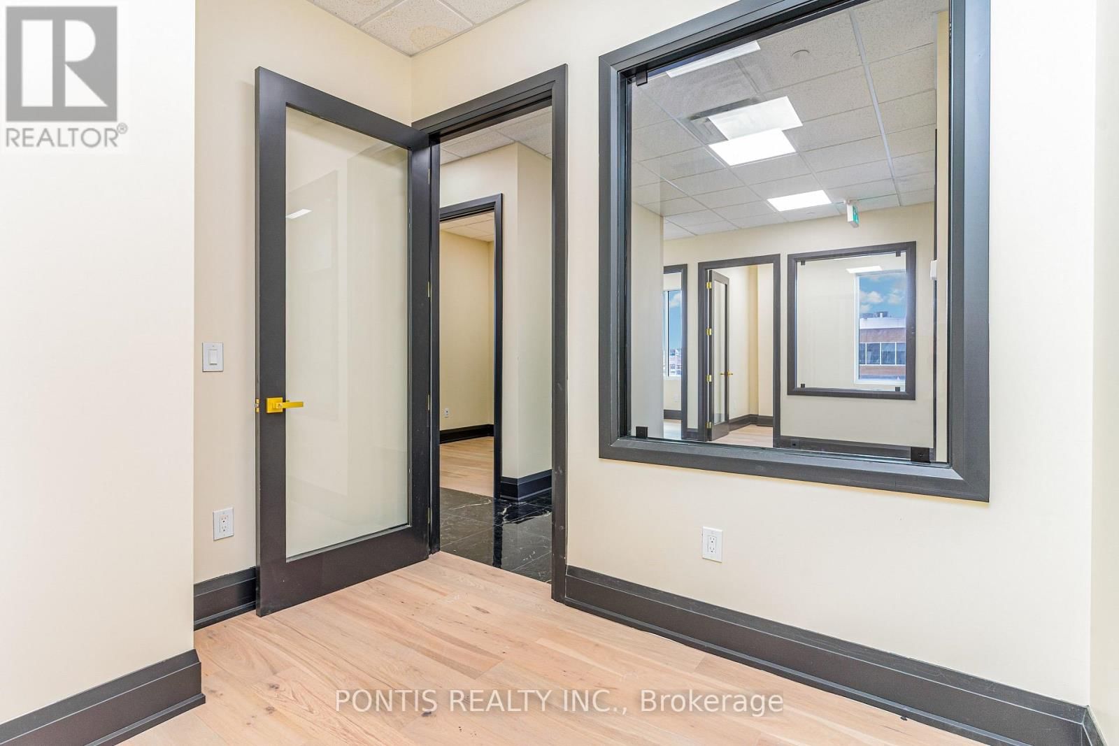 H211 - 460 HESPELER ROAD Image 11