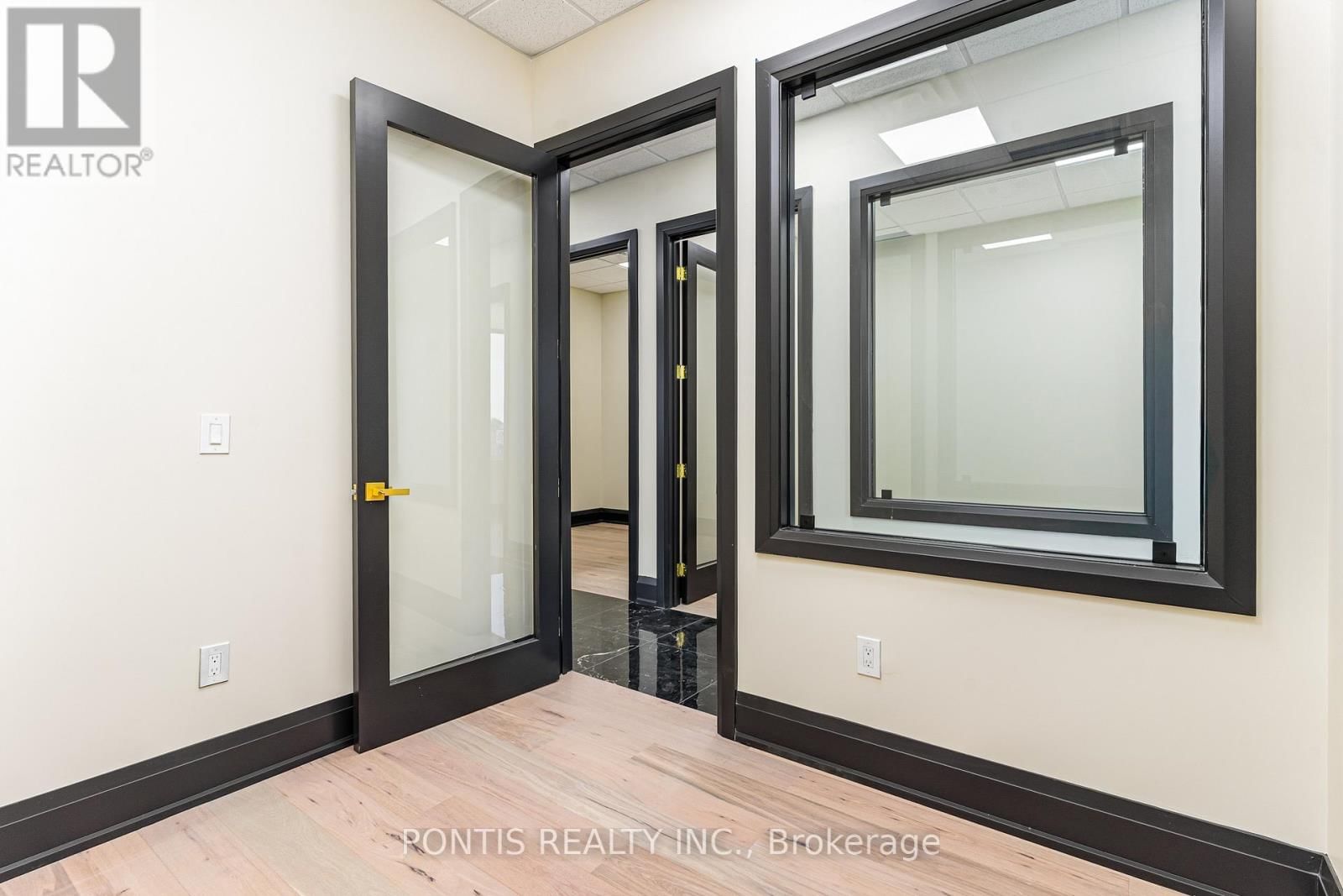 H211 - 460 HESPELER ROAD Image 16