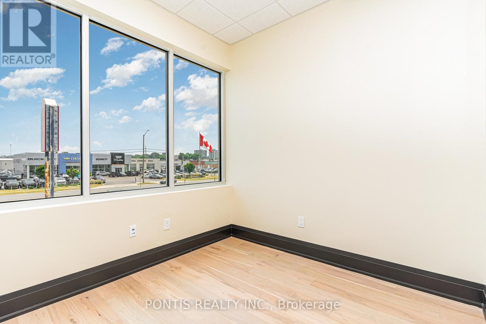 H211 - 460 HESPELER ROAD Image 17