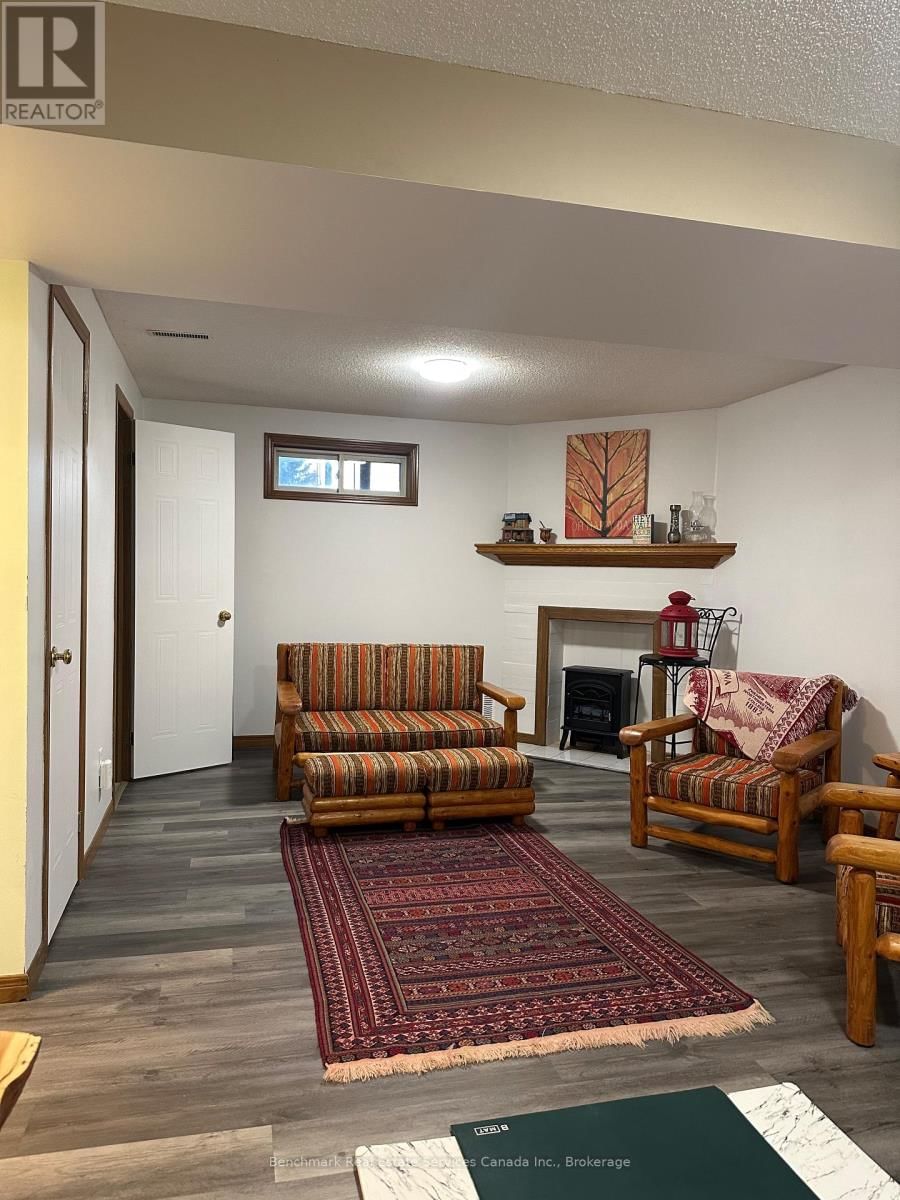 21 SOUTHVALE ROAD Image 12