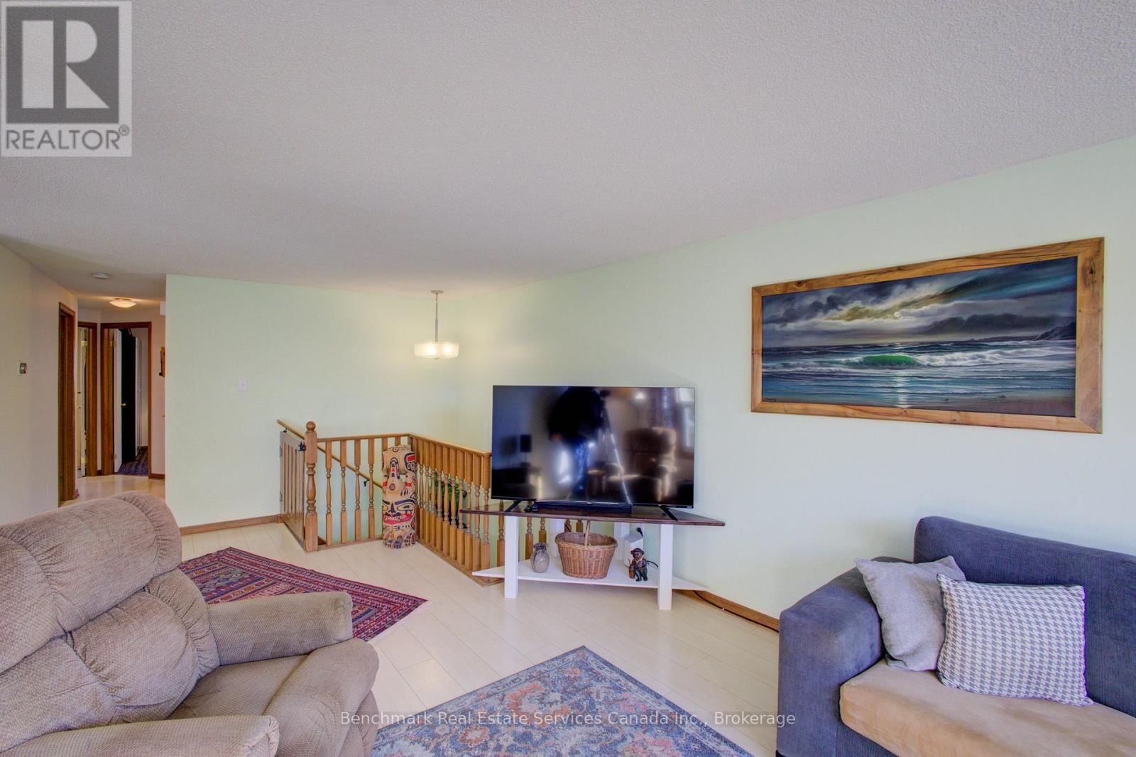 21 SOUTHVALE ROAD Image 17