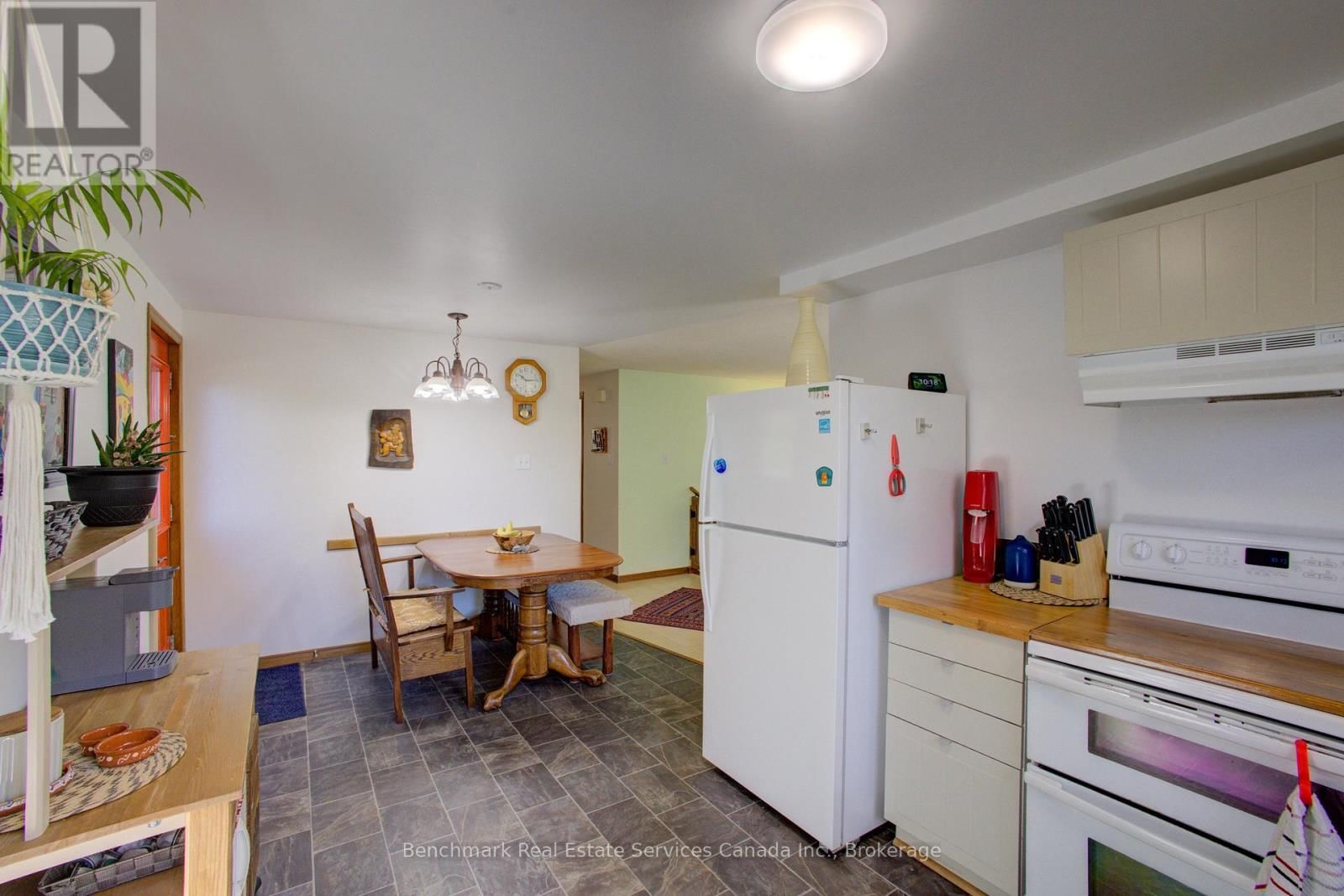 21 SOUTHVALE ROAD Image 21