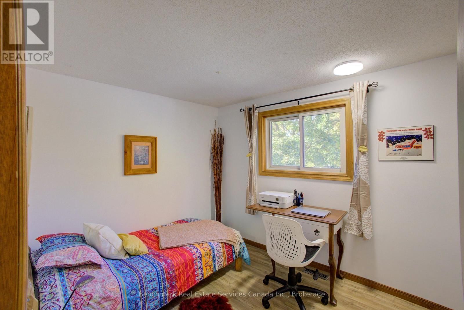 21 SOUTHVALE ROAD Image 26