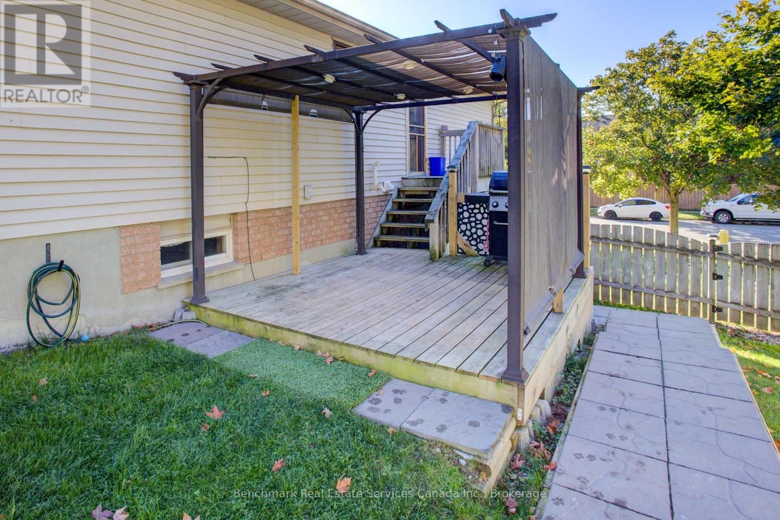 21 SOUTHVALE ROAD Image 28