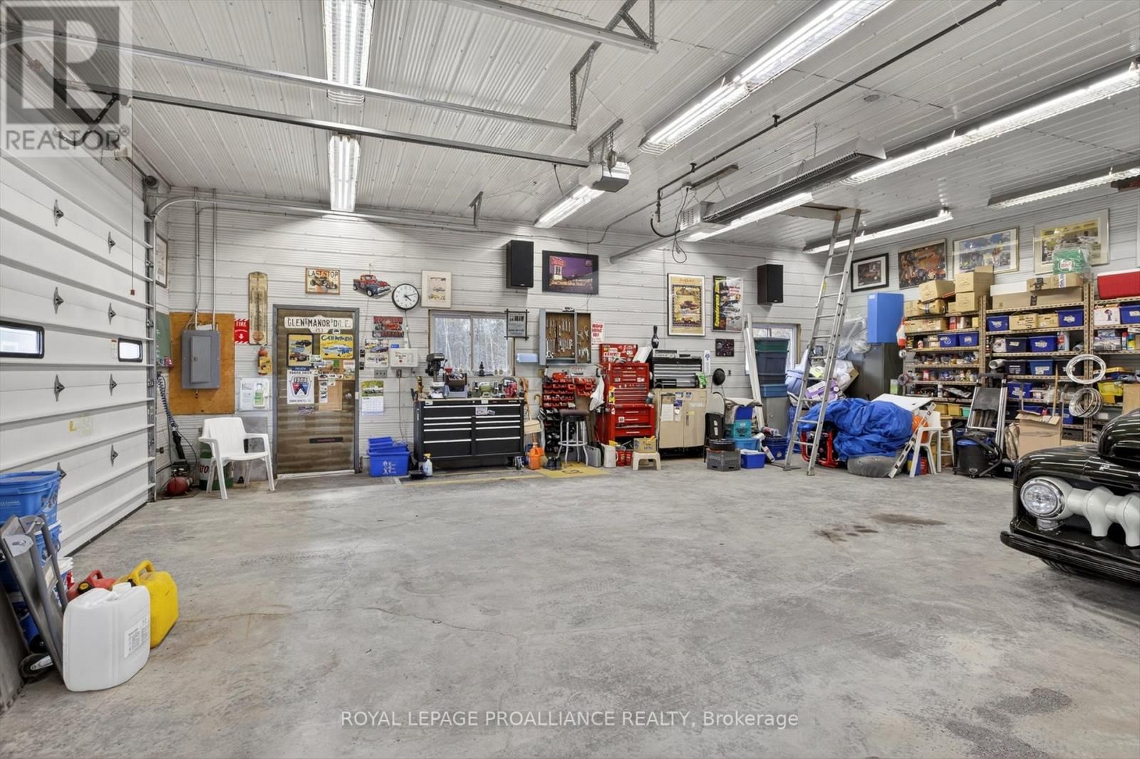 244 FLYNN'S ROAD Image 34