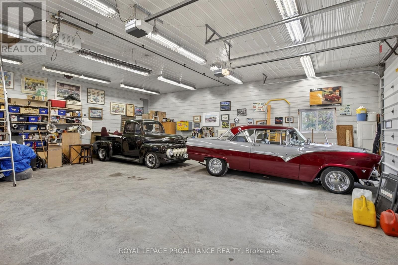 244 FLYNN'S ROAD Image 37