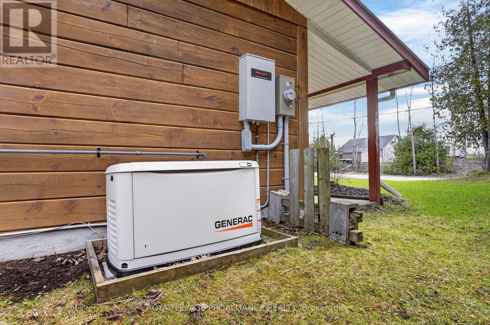 244 FLYNN'S ROAD Image 44