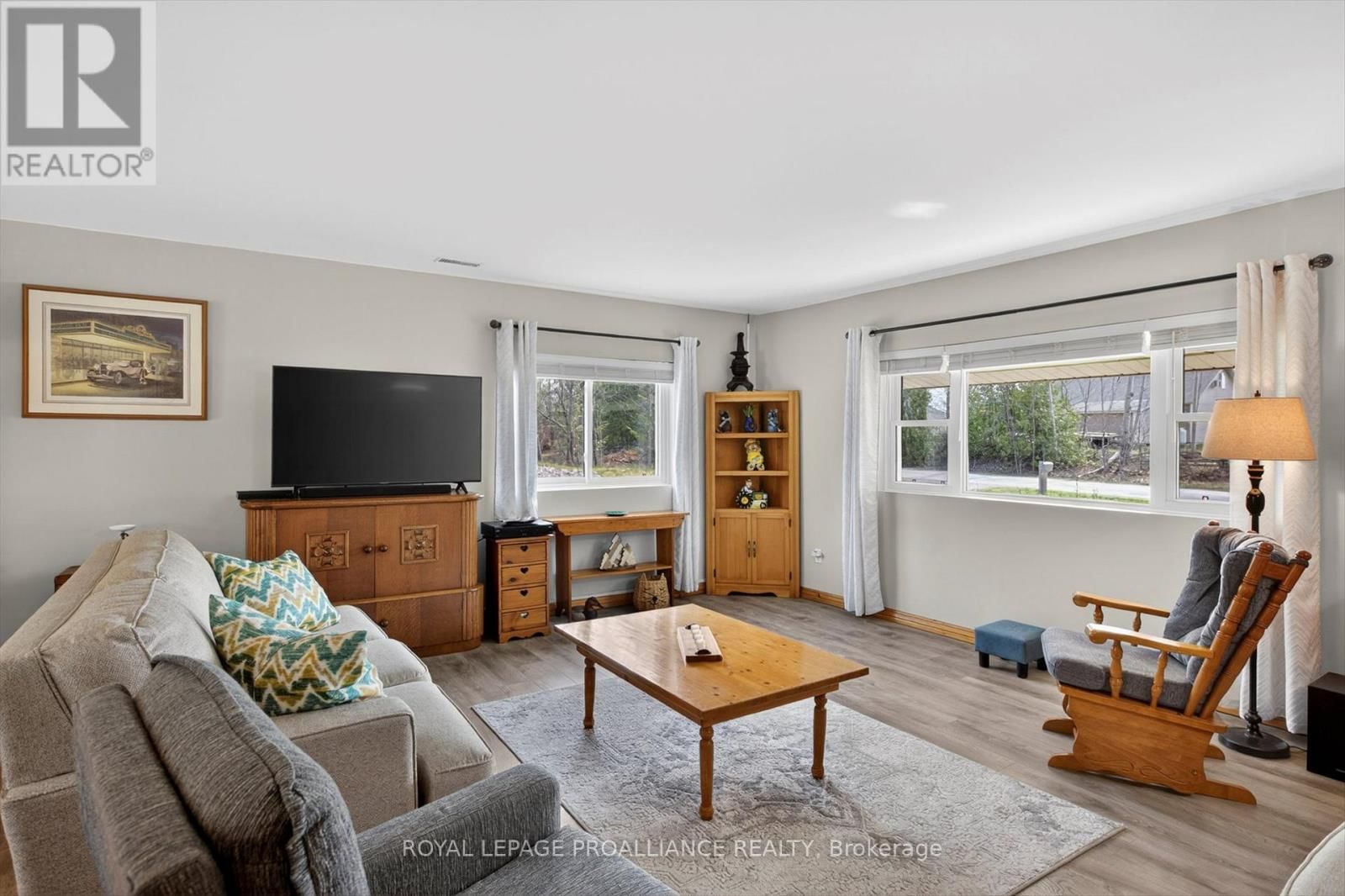 244 FLYNN'S ROAD Image 8