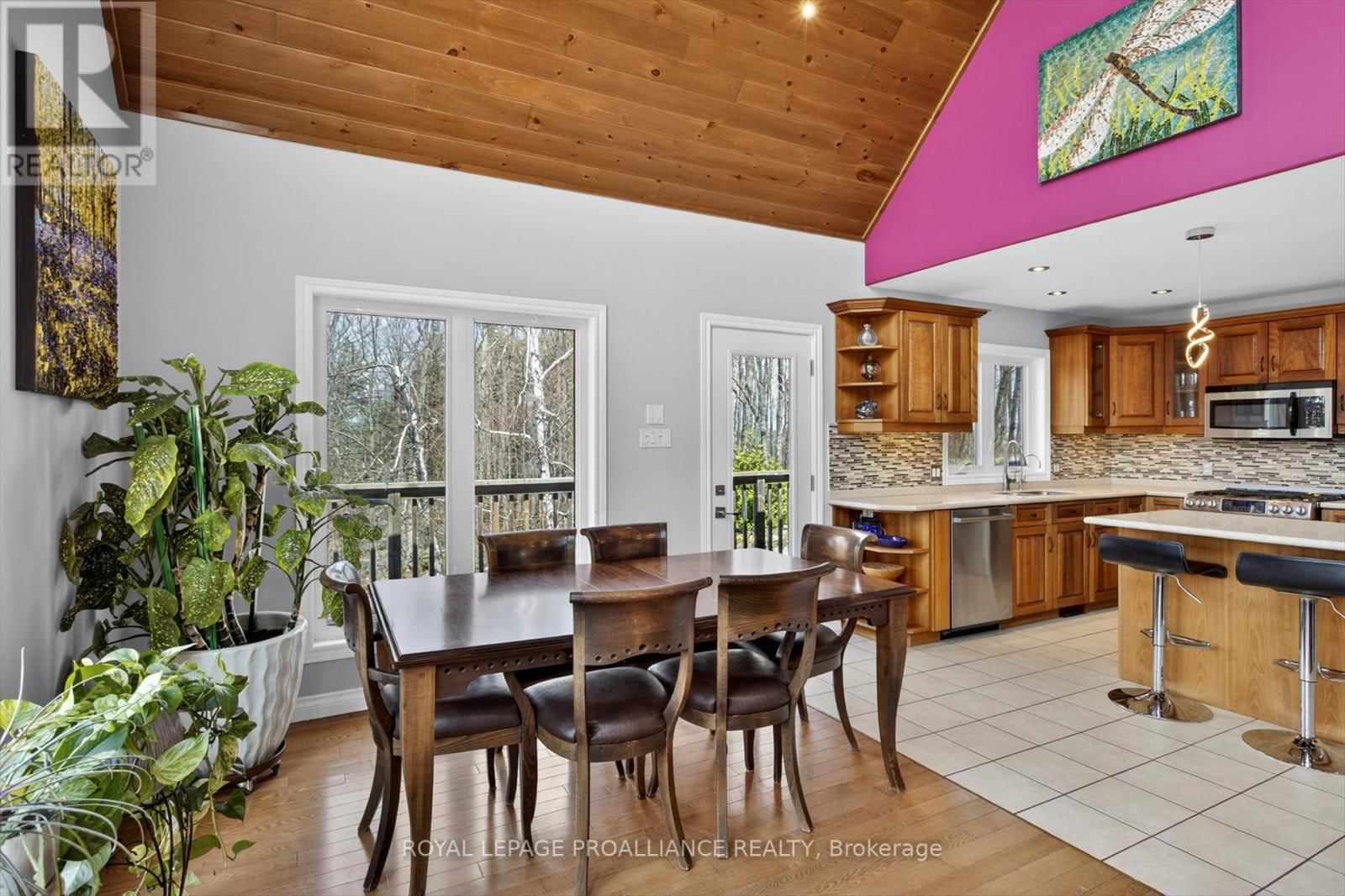 849 BLAND LINE Image 13