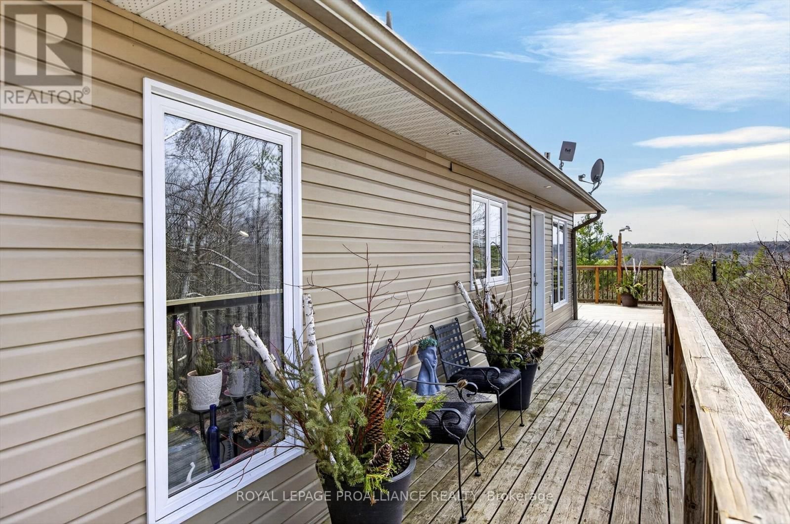 849 BLAND LINE Image 35