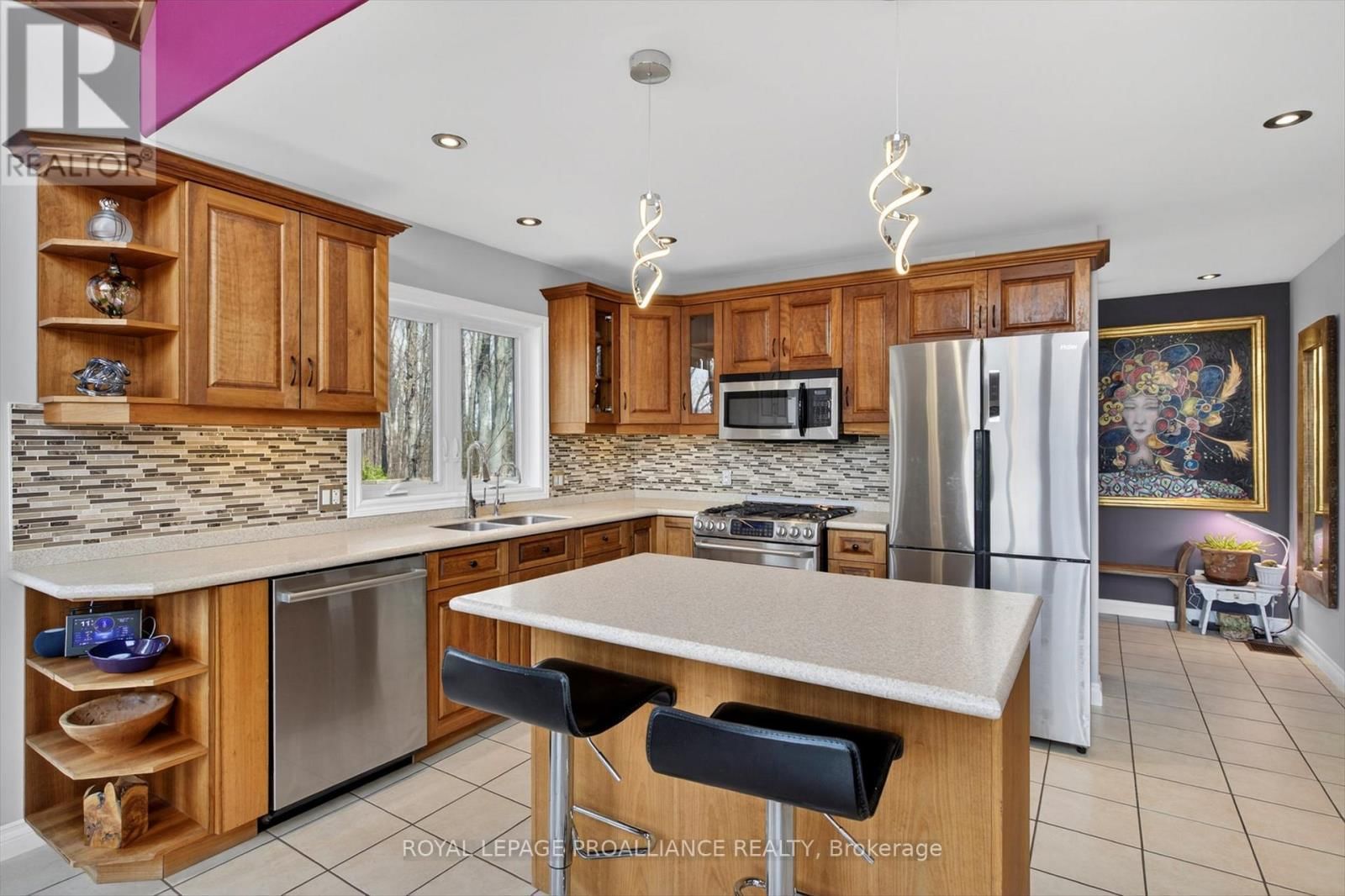 849 BLAND LINE Image 8