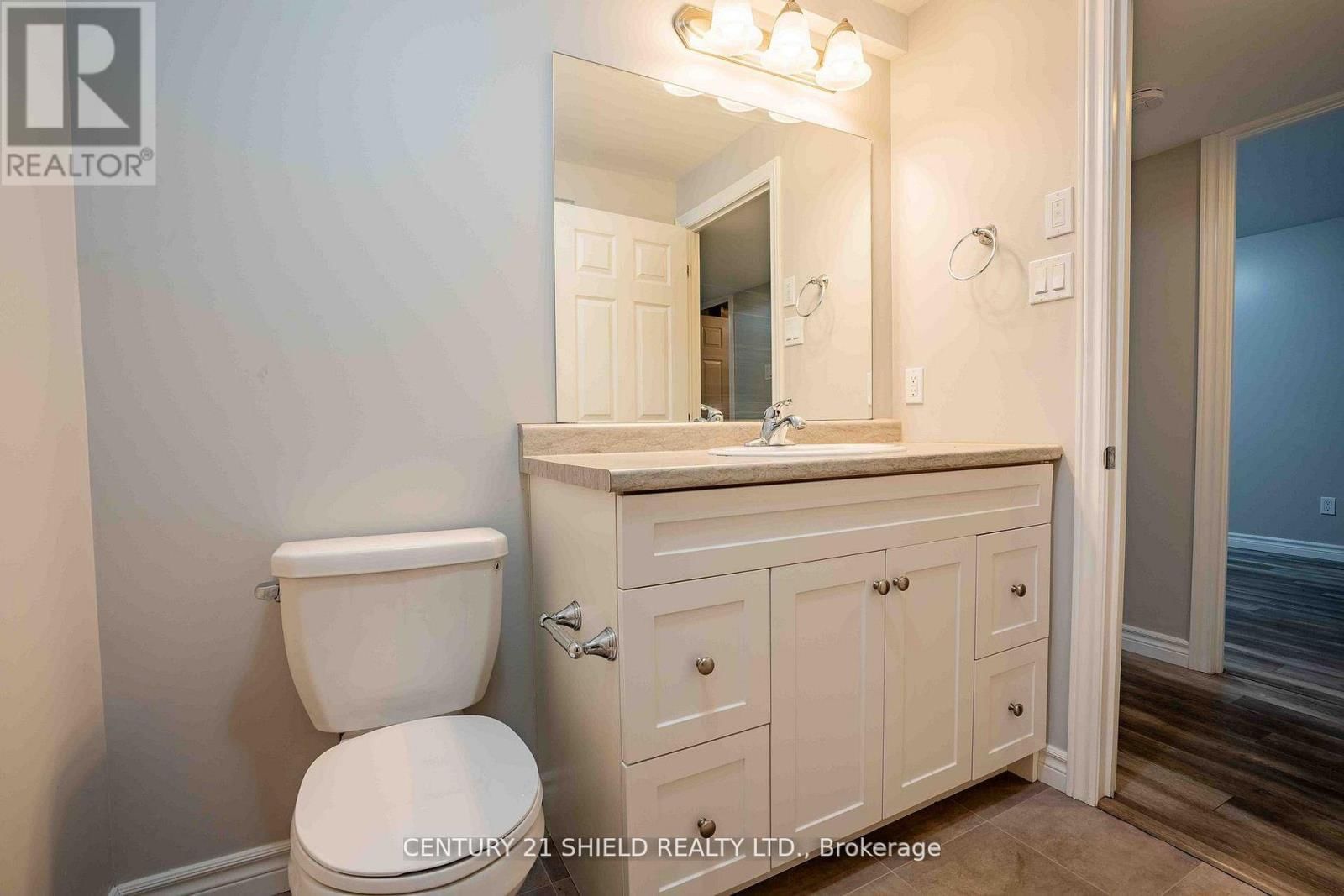 223 THIRD STREET WEST Image 10