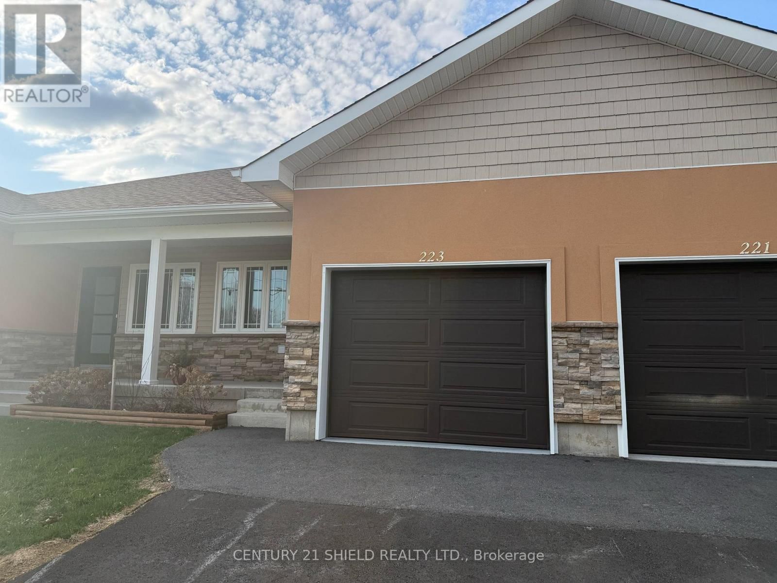 223 THIRD STREET WEST Image 2