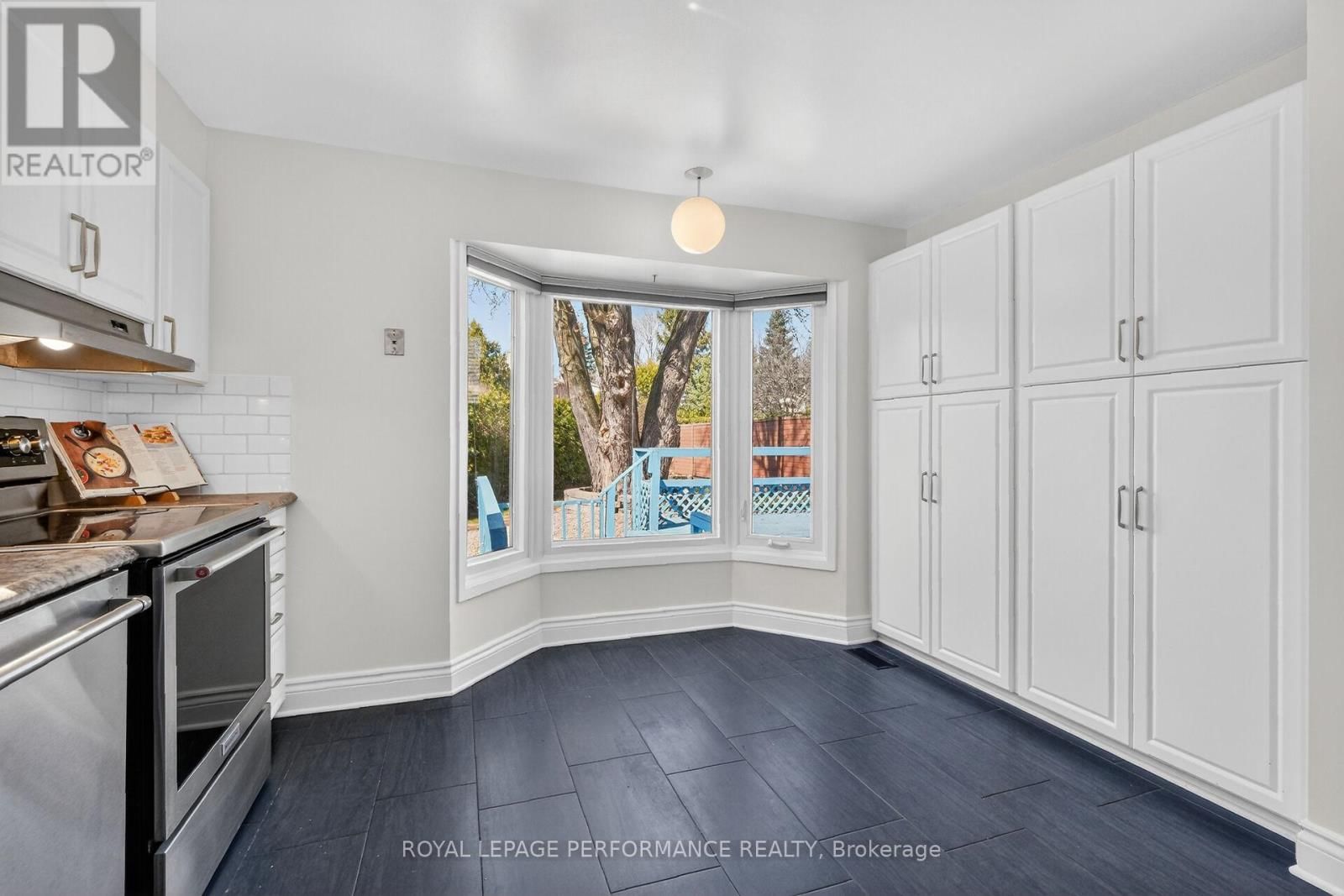 13 VALLEY RIDGE STREET Image 14