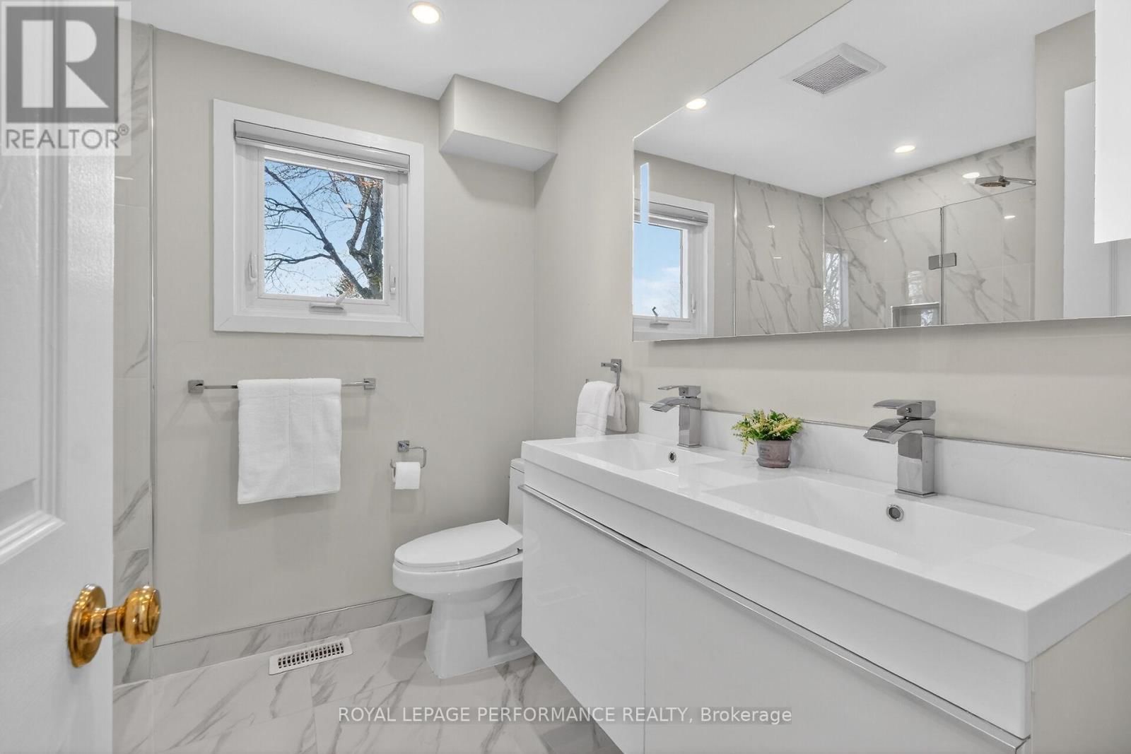 13 VALLEY RIDGE STREET Image 41