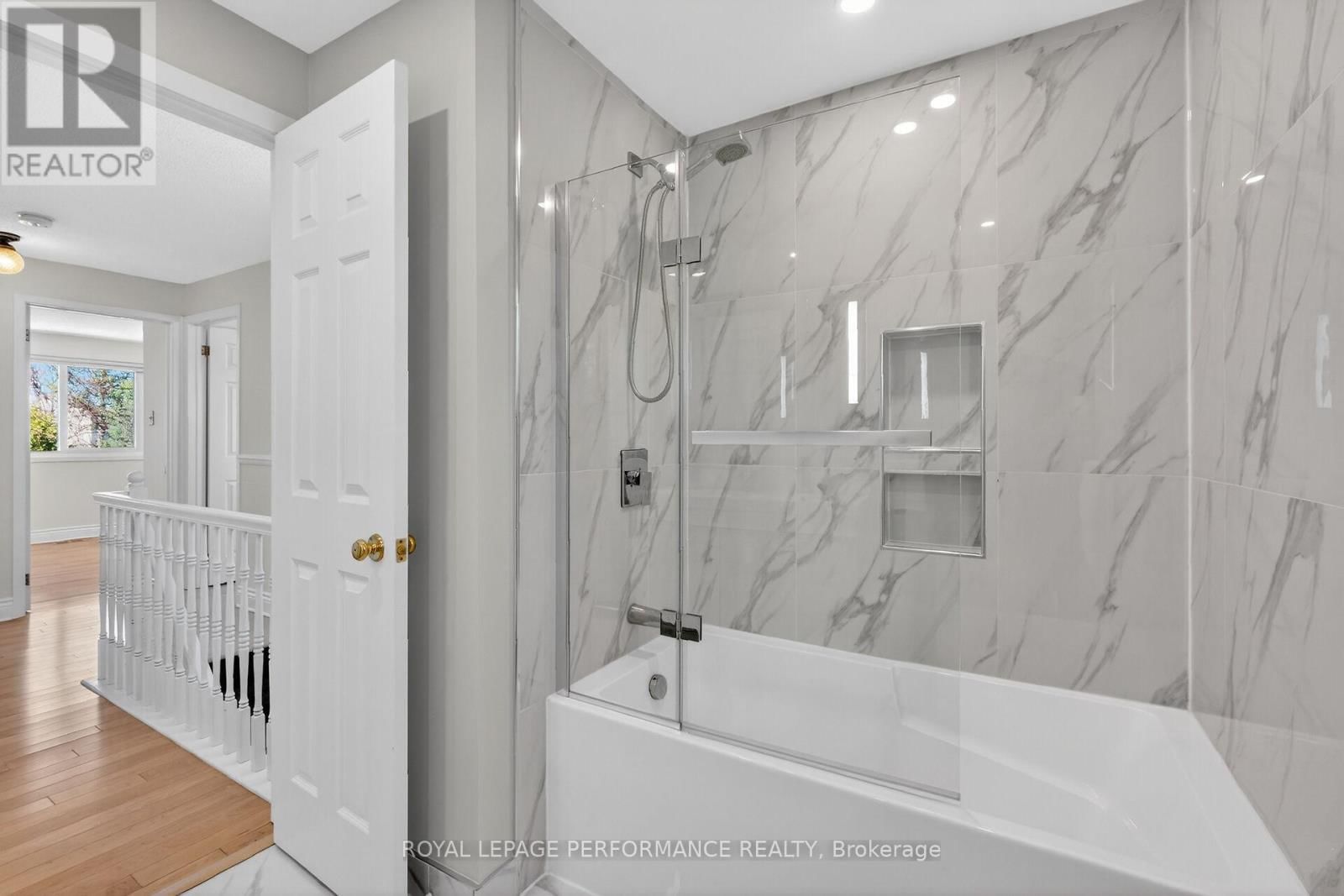 13 VALLEY RIDGE STREET Image 42