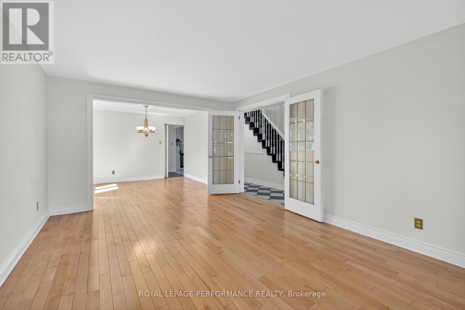 13 VALLEY RIDGE STREET Image 9