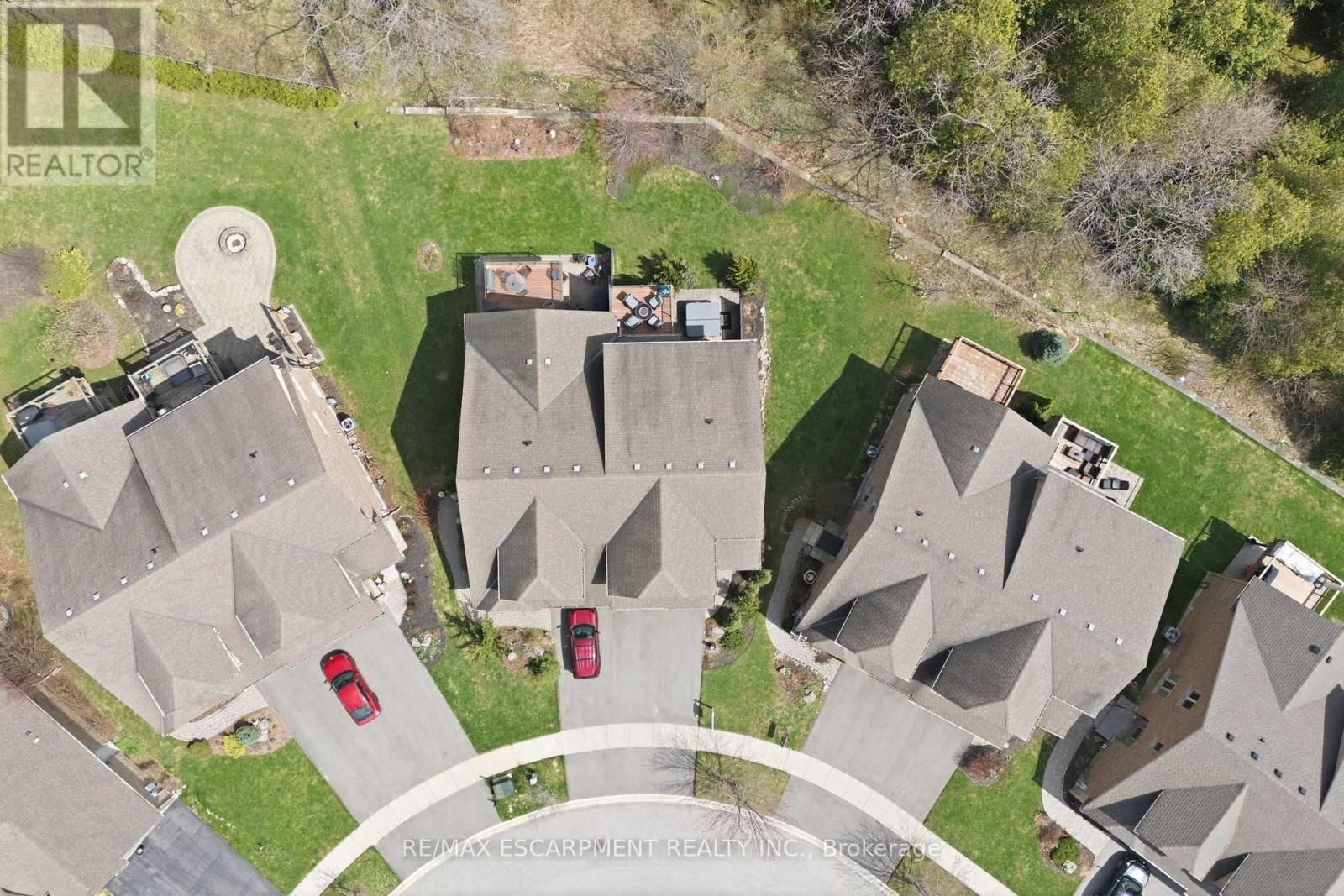 253 MILLVIEW COURT Image 49