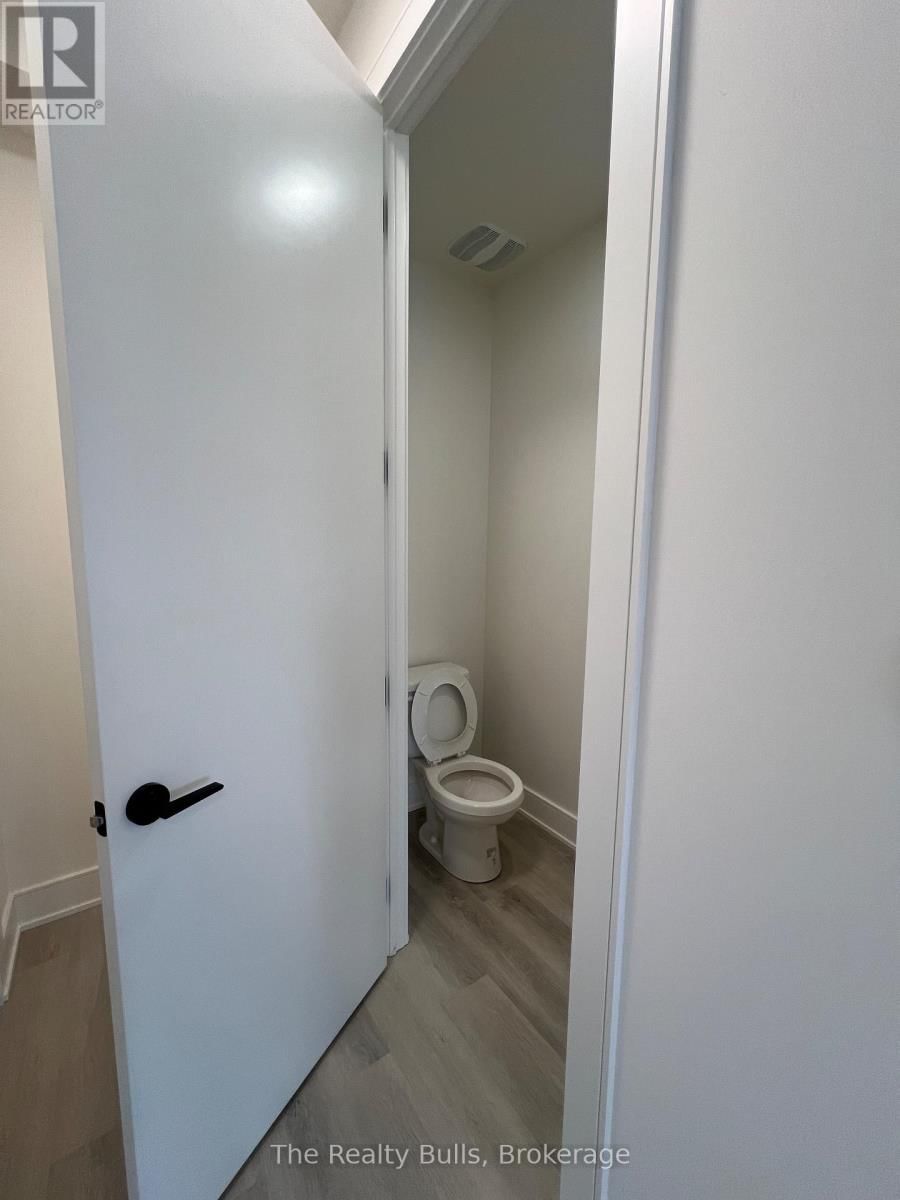 64 - 3 ABBOT STREET Image 15