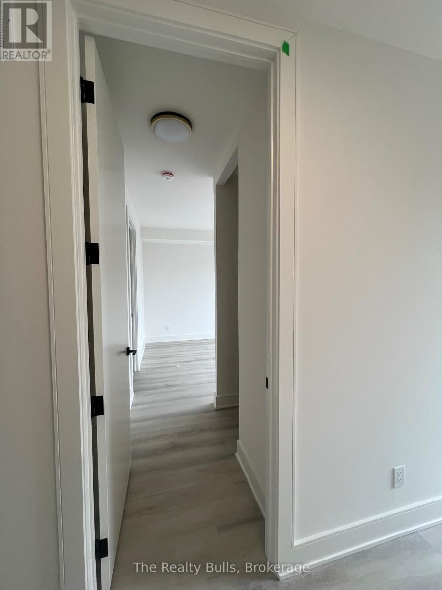 64 - 3 ABBOT STREET Image 21