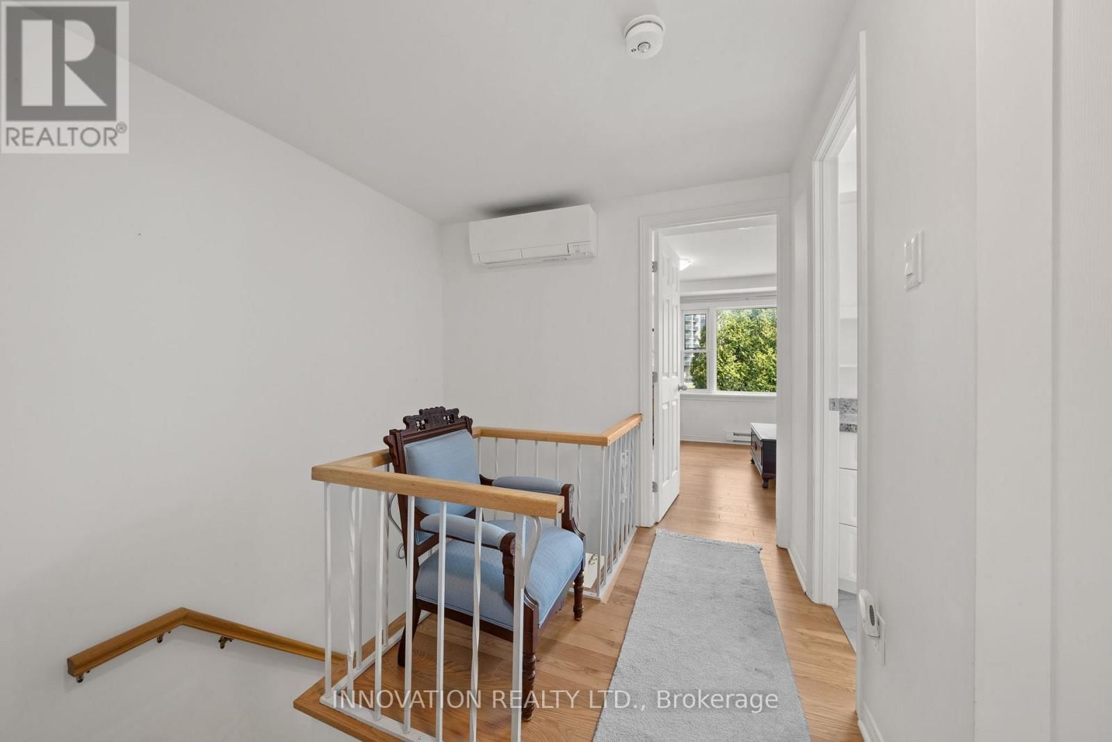 22 - 920 DYNES ROAD Image 18