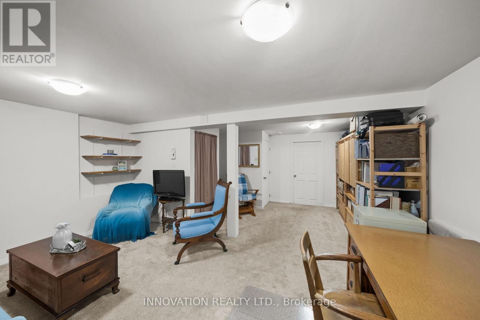 22 - 920 DYNES ROAD Image 26