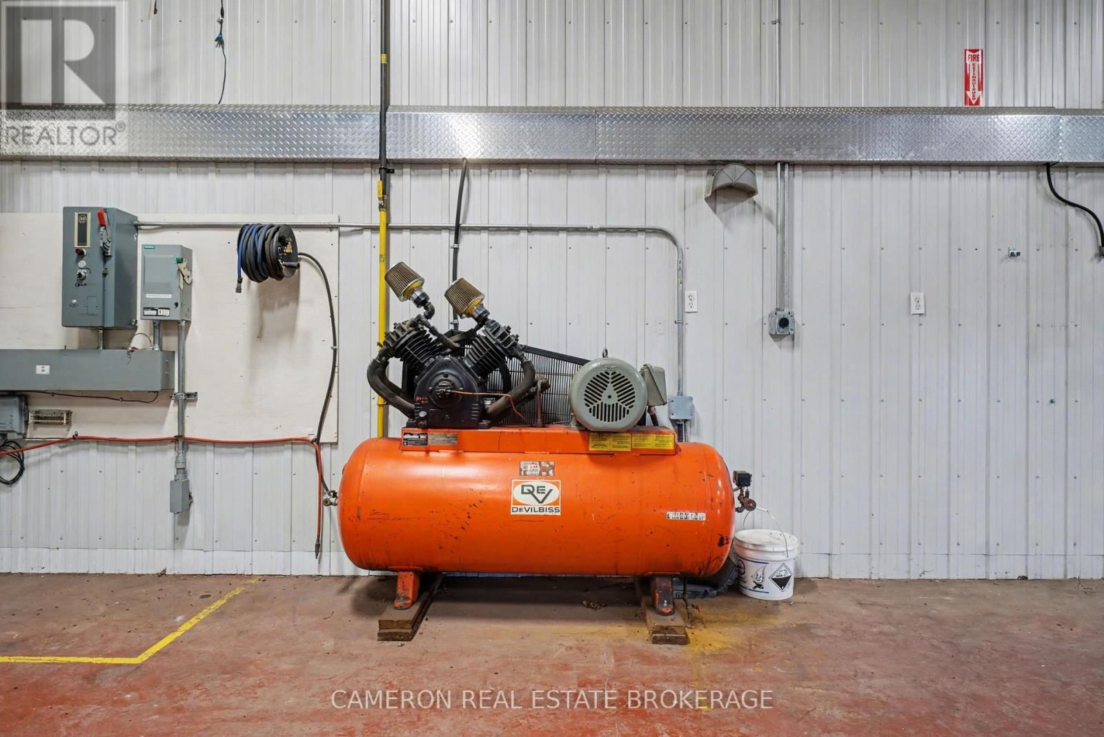 16428 SIXSMITH DRIVE Image 12