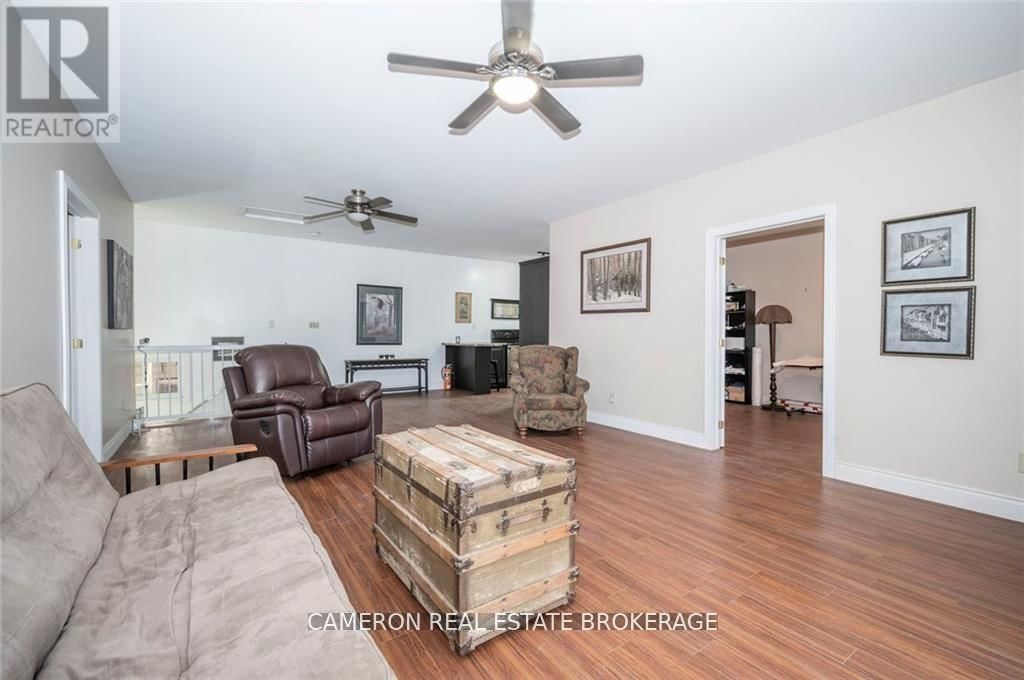 16428 SIXSMITH DRIVE Image 22