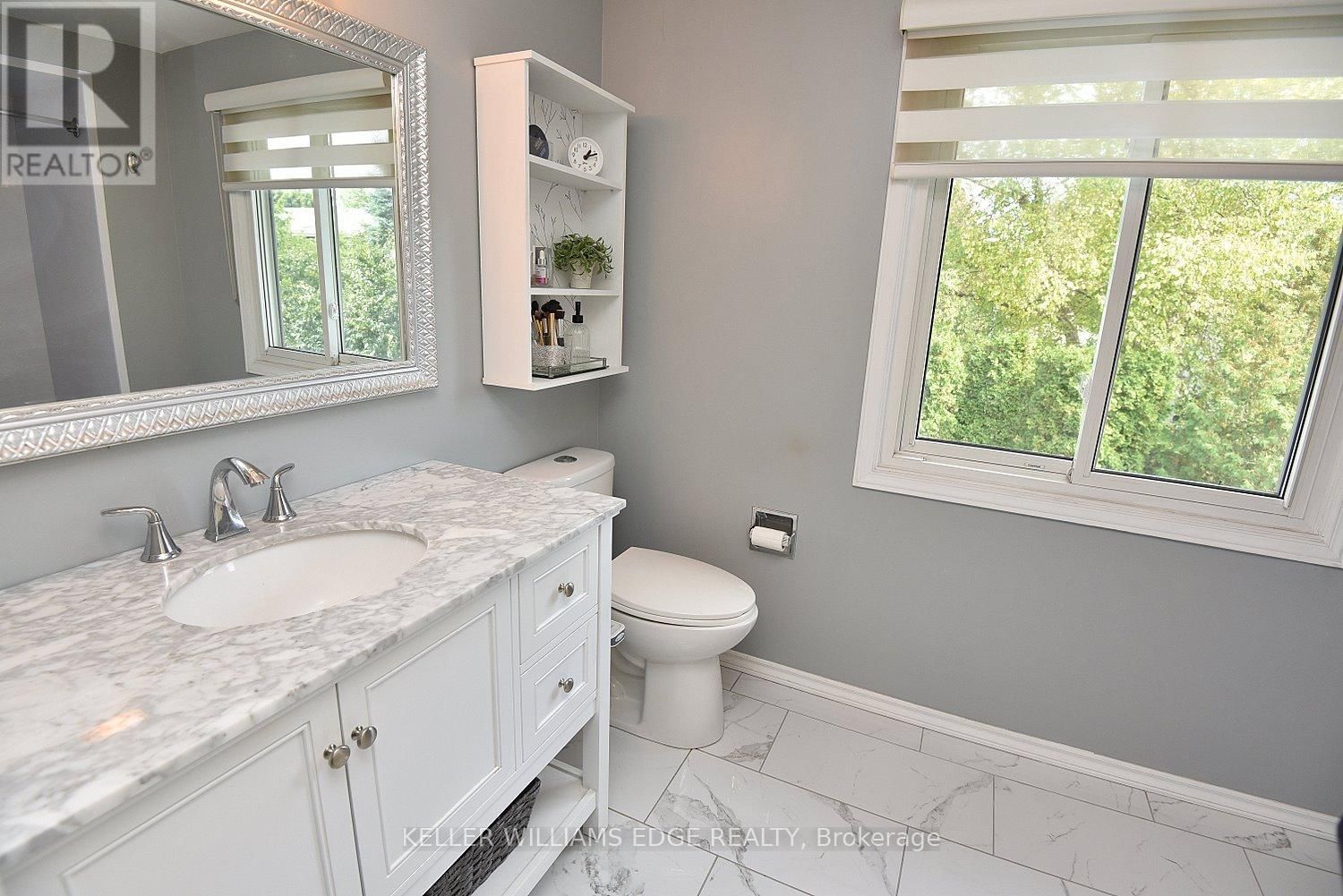 18 CHARTERHOUSE CRESCENT Image 23