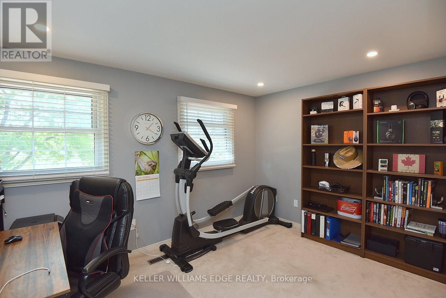 18 CHARTERHOUSE CRESCENT Image 28