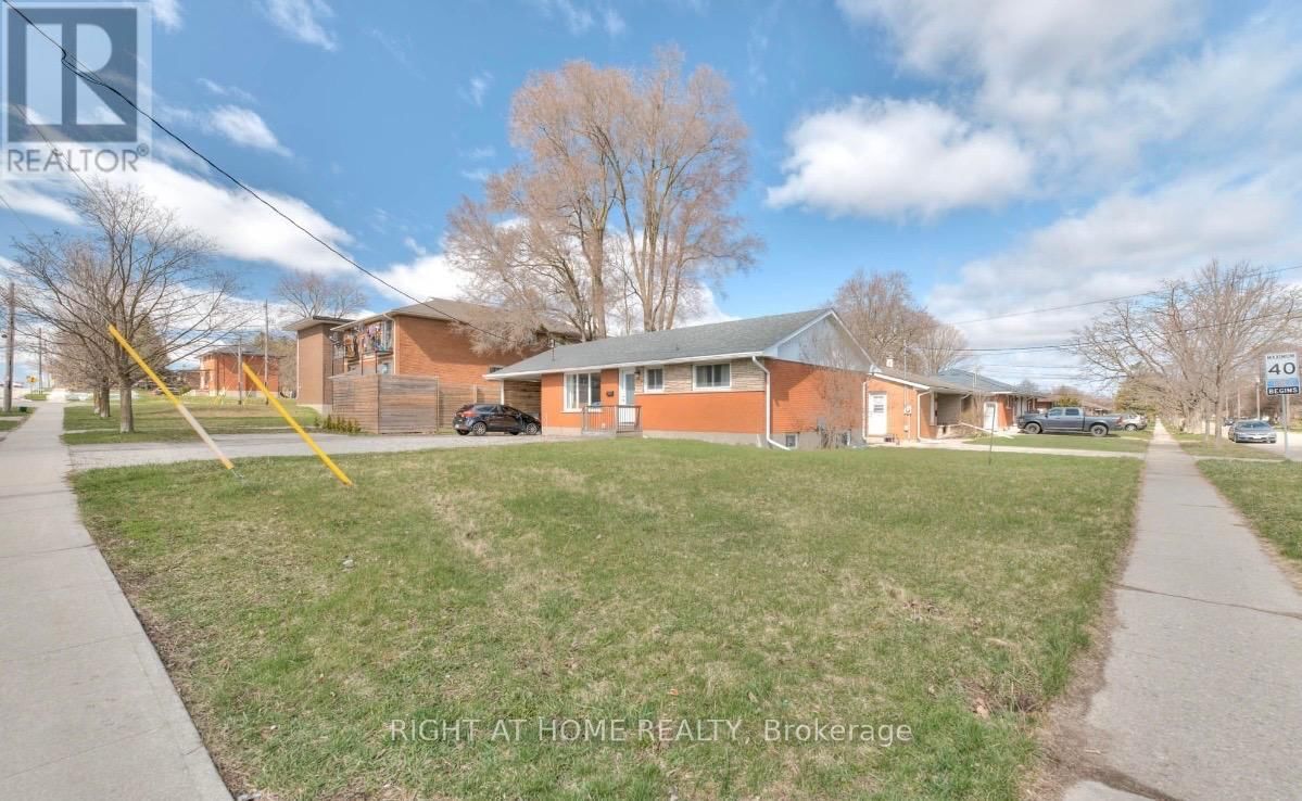 Upper - 484 SPEEDVALE AVENUE EAST Image 1