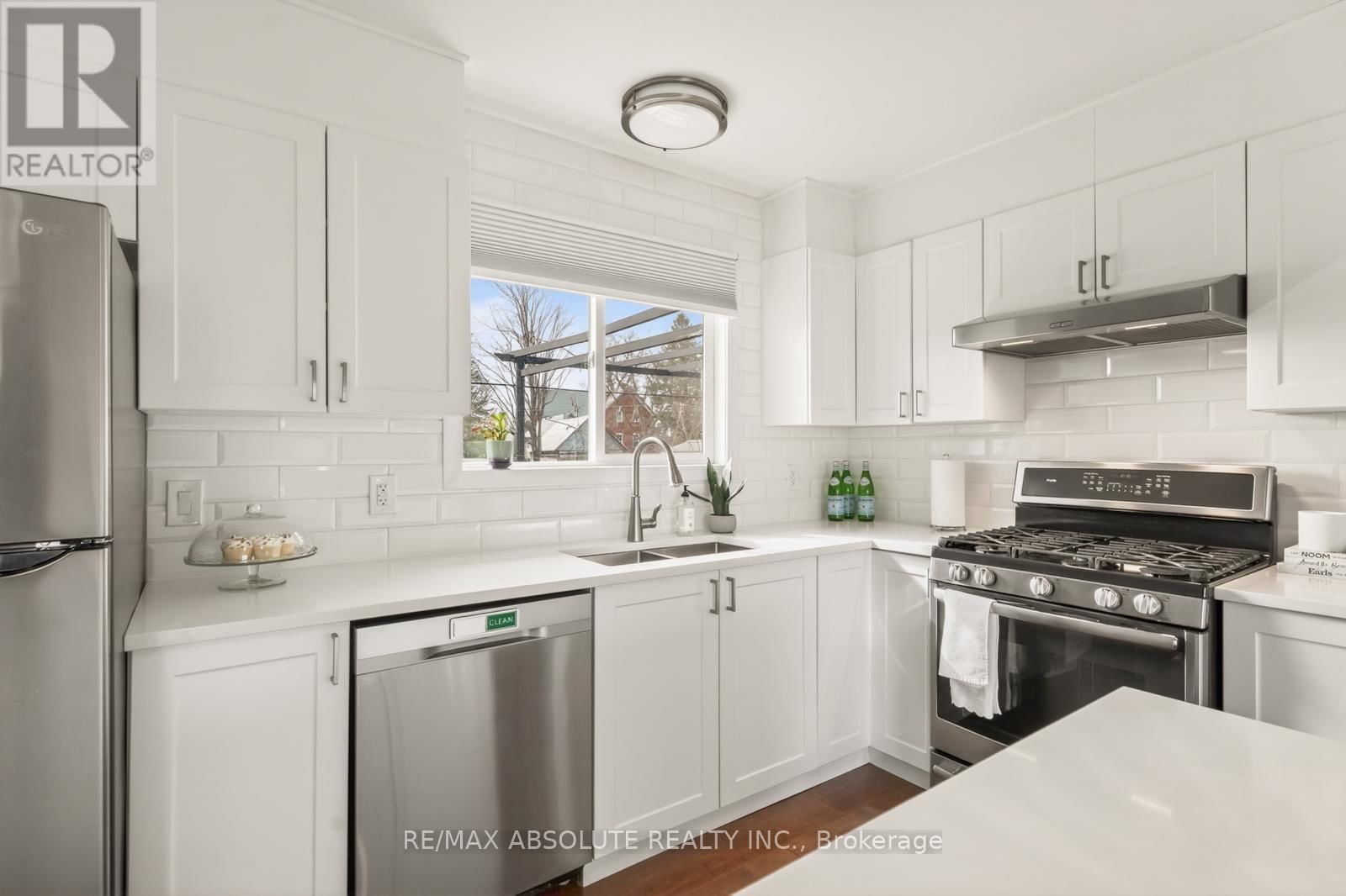 33 OWLSHEAD ROAD Image 11