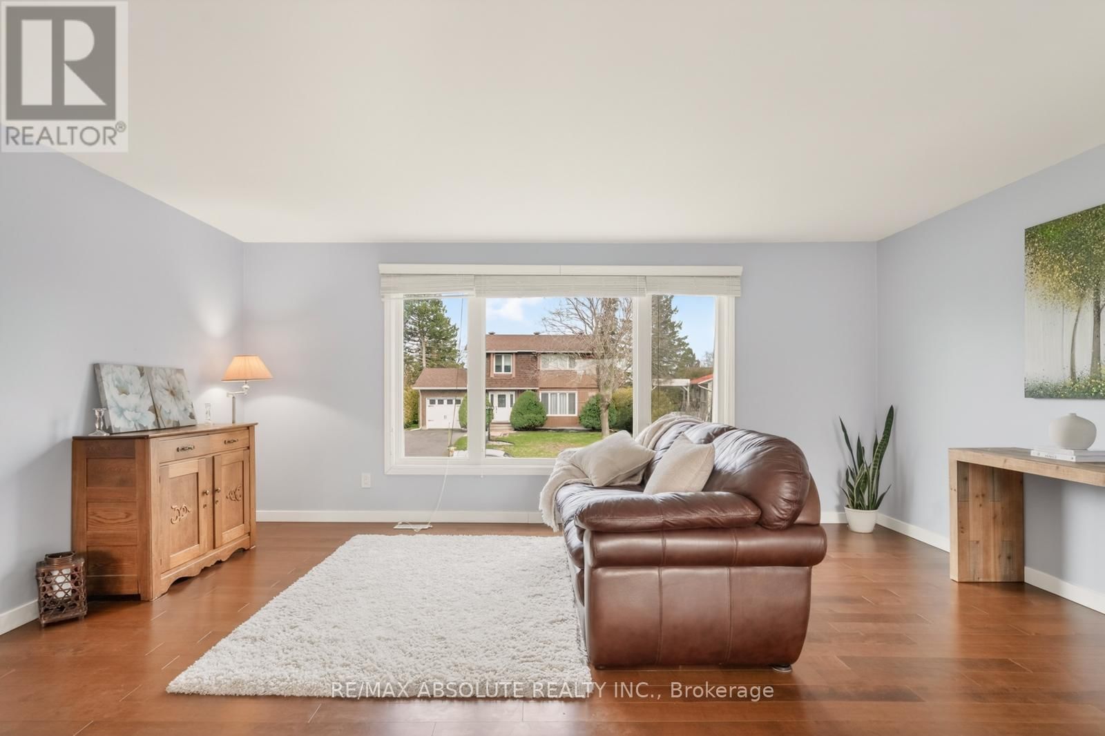 33 OWLSHEAD ROAD Image 13