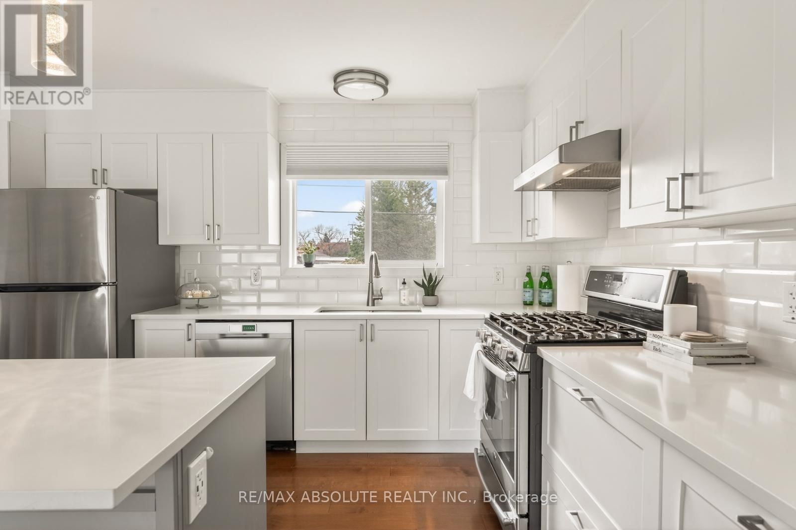 33 OWLSHEAD ROAD Image 9