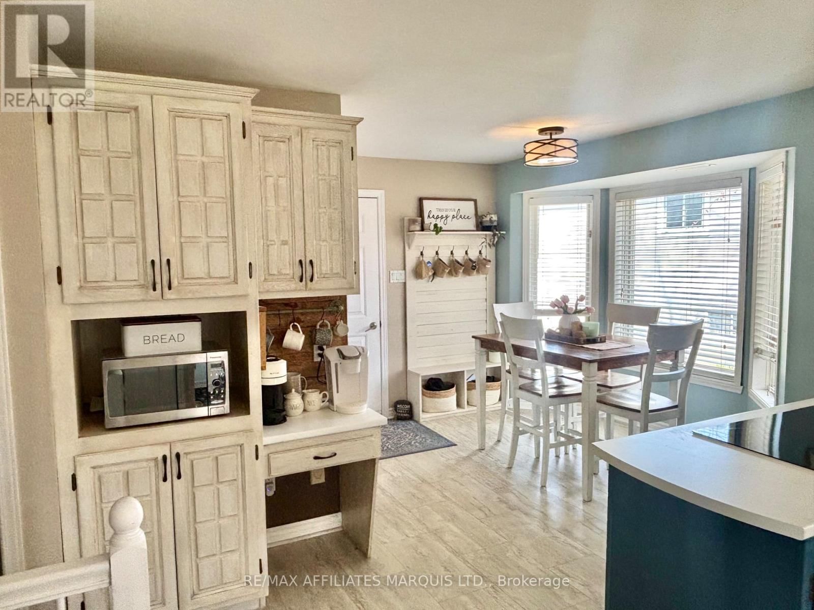 20 FORESTDALE CRESCENT Image 15