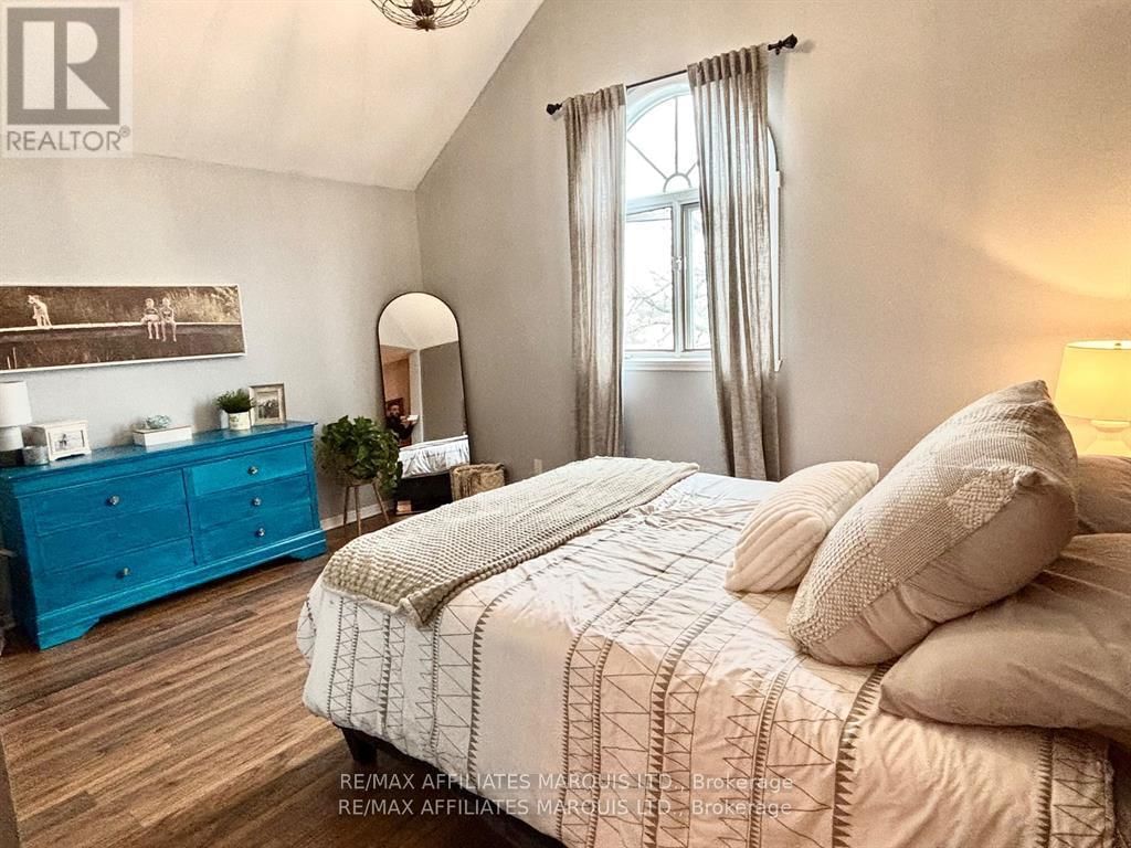 20 FORESTDALE CRESCENT Image 21