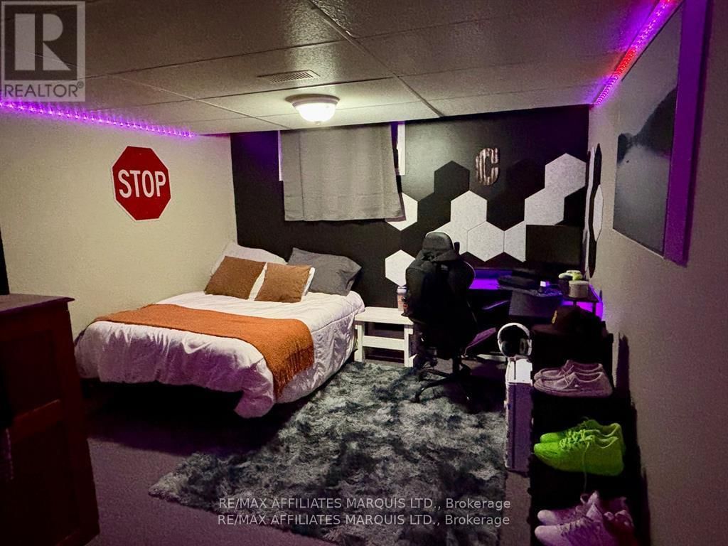 20 FORESTDALE CRESCENT Image 31