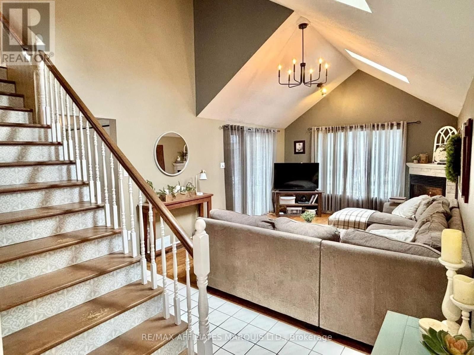 20 FORESTDALE CRESCENT Image 5